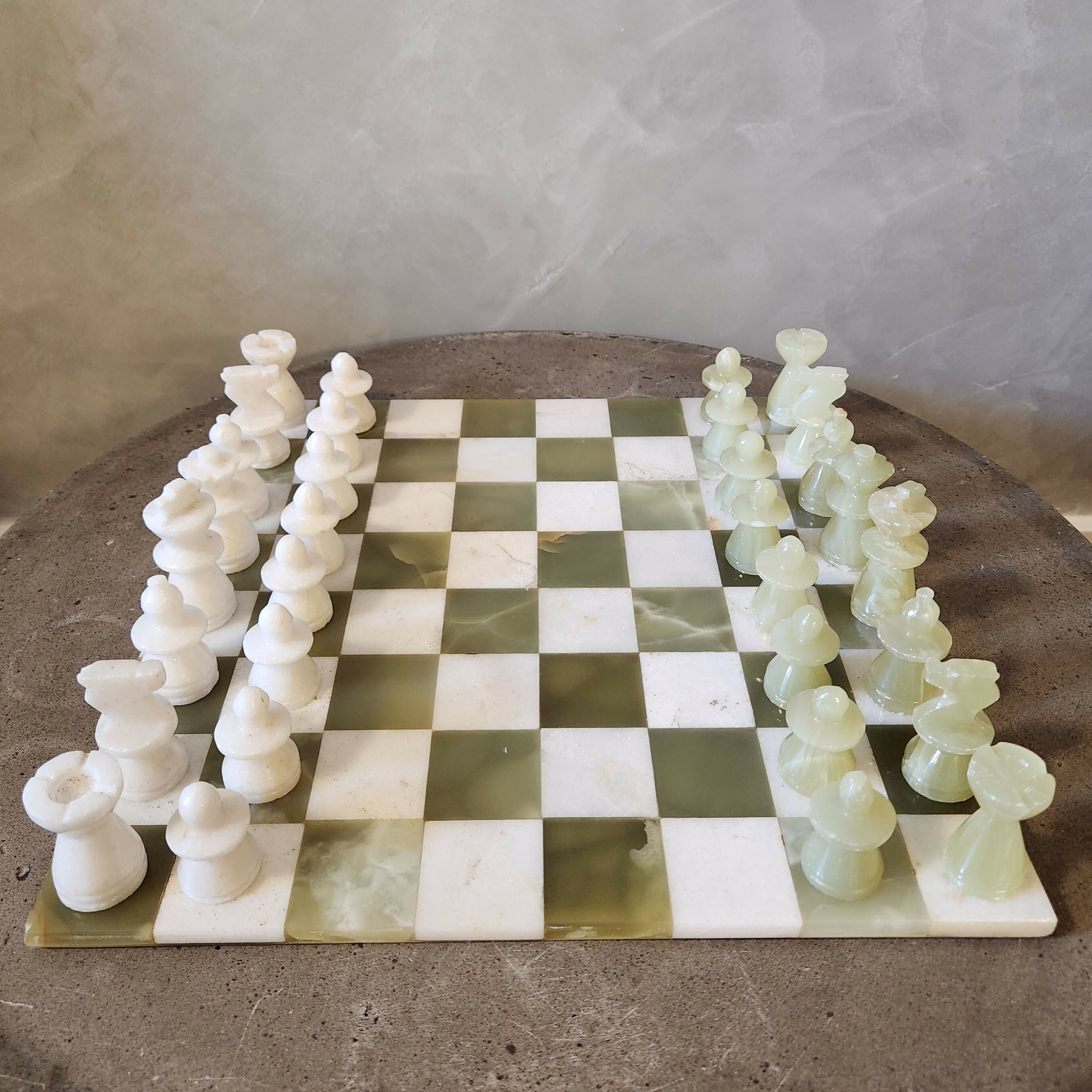 Jogo de Xadrez em mármore ônix branco e verde claro