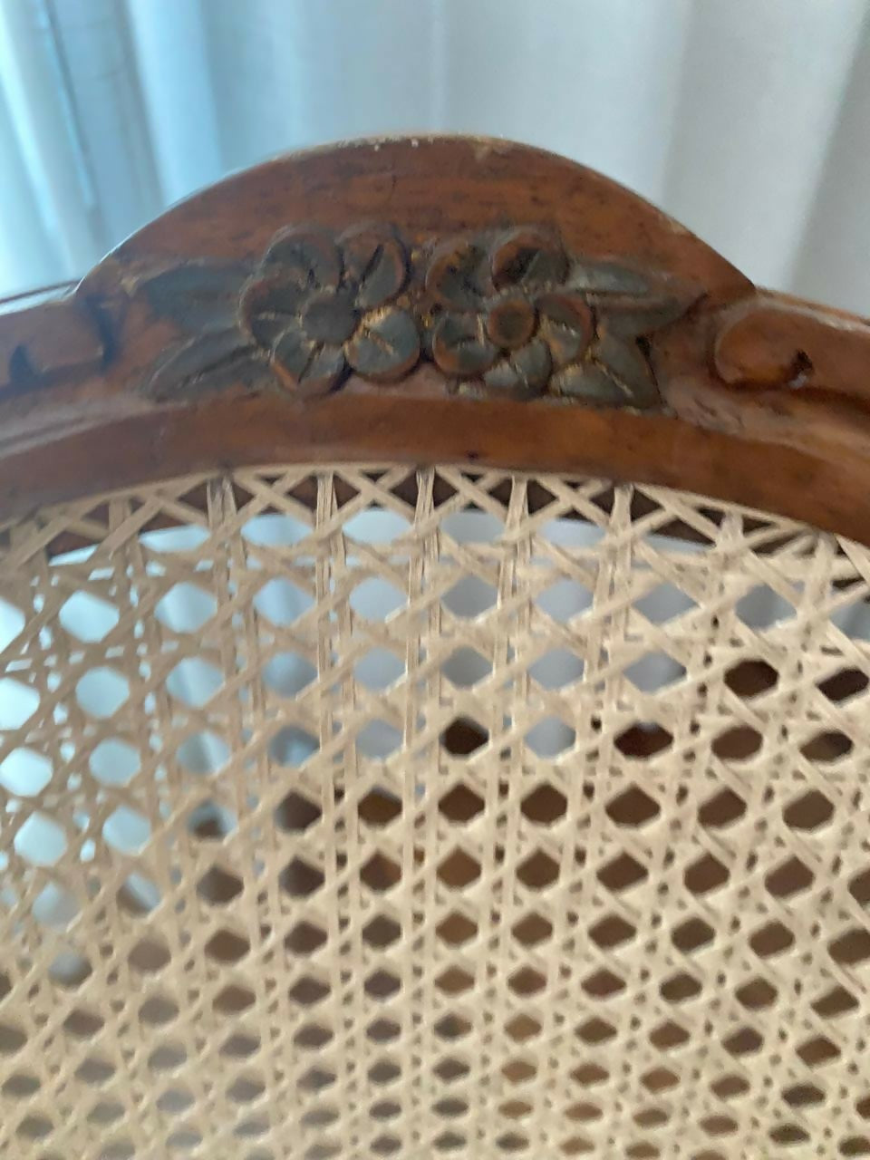 Cadeira Infantil de boneca antiga com palhinha