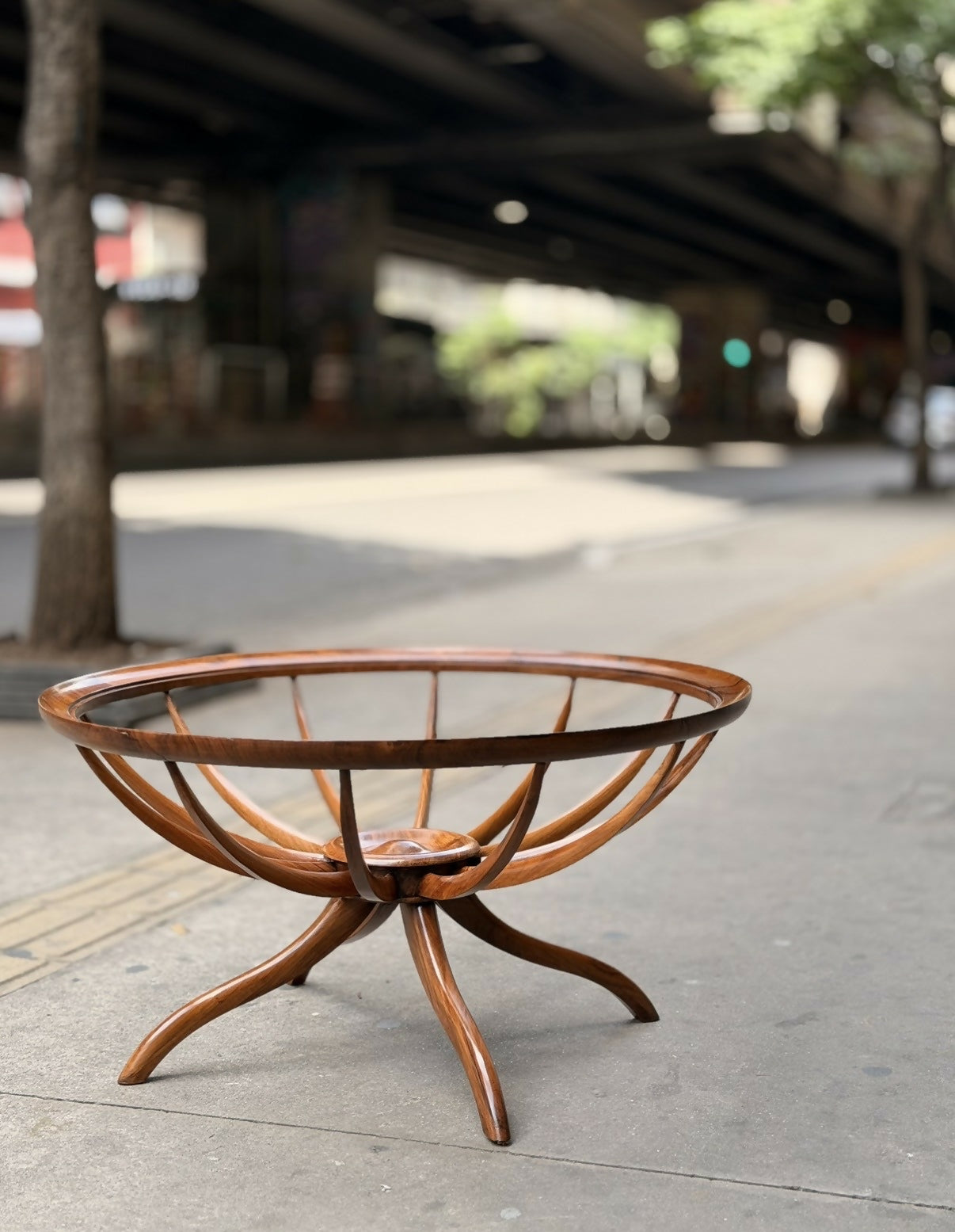 Mesa de centro “Aranha”, Giuseppe Scapinelli