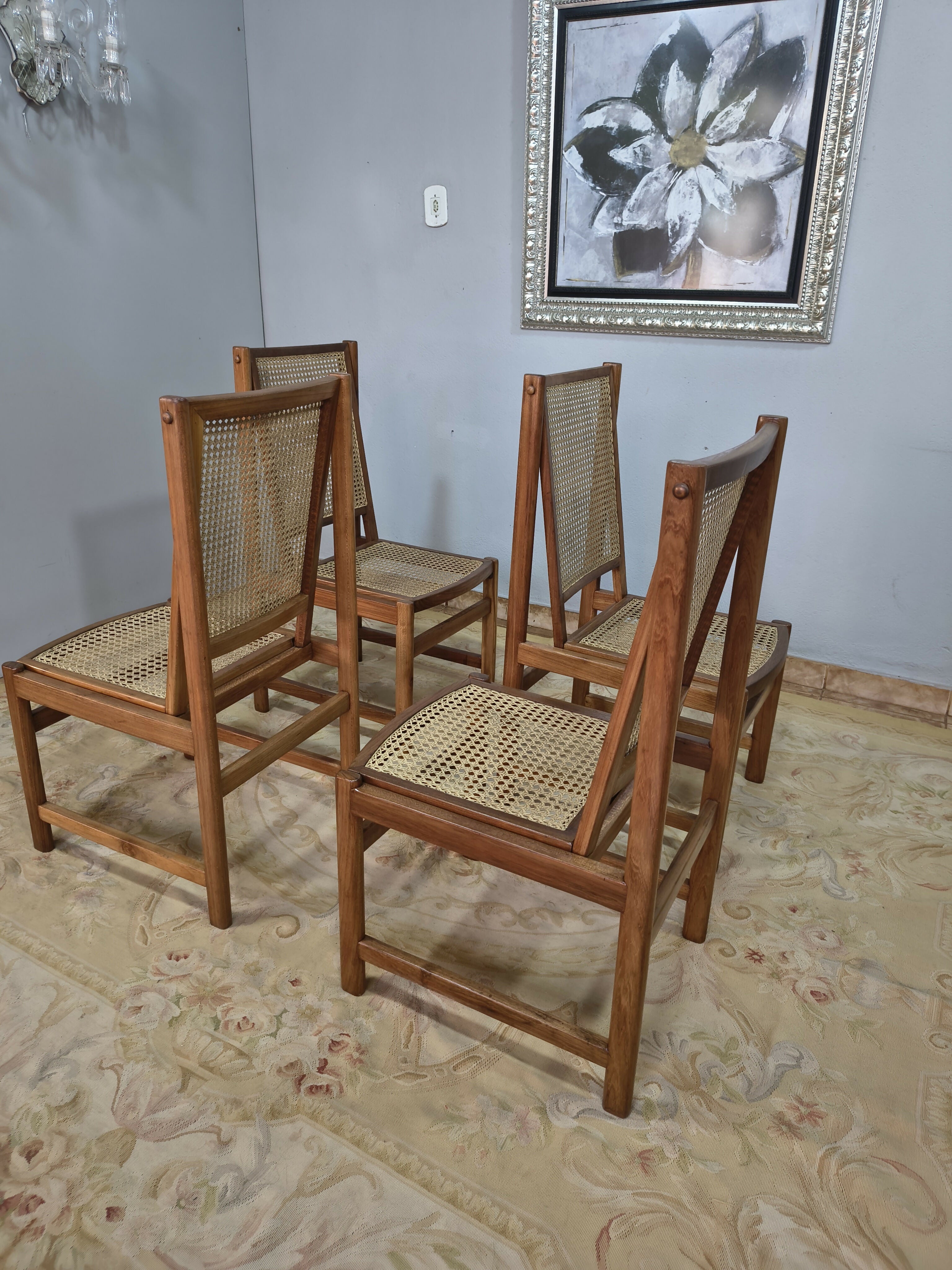 Quarteto de Cadeiras Design em Feijó e Palhinha