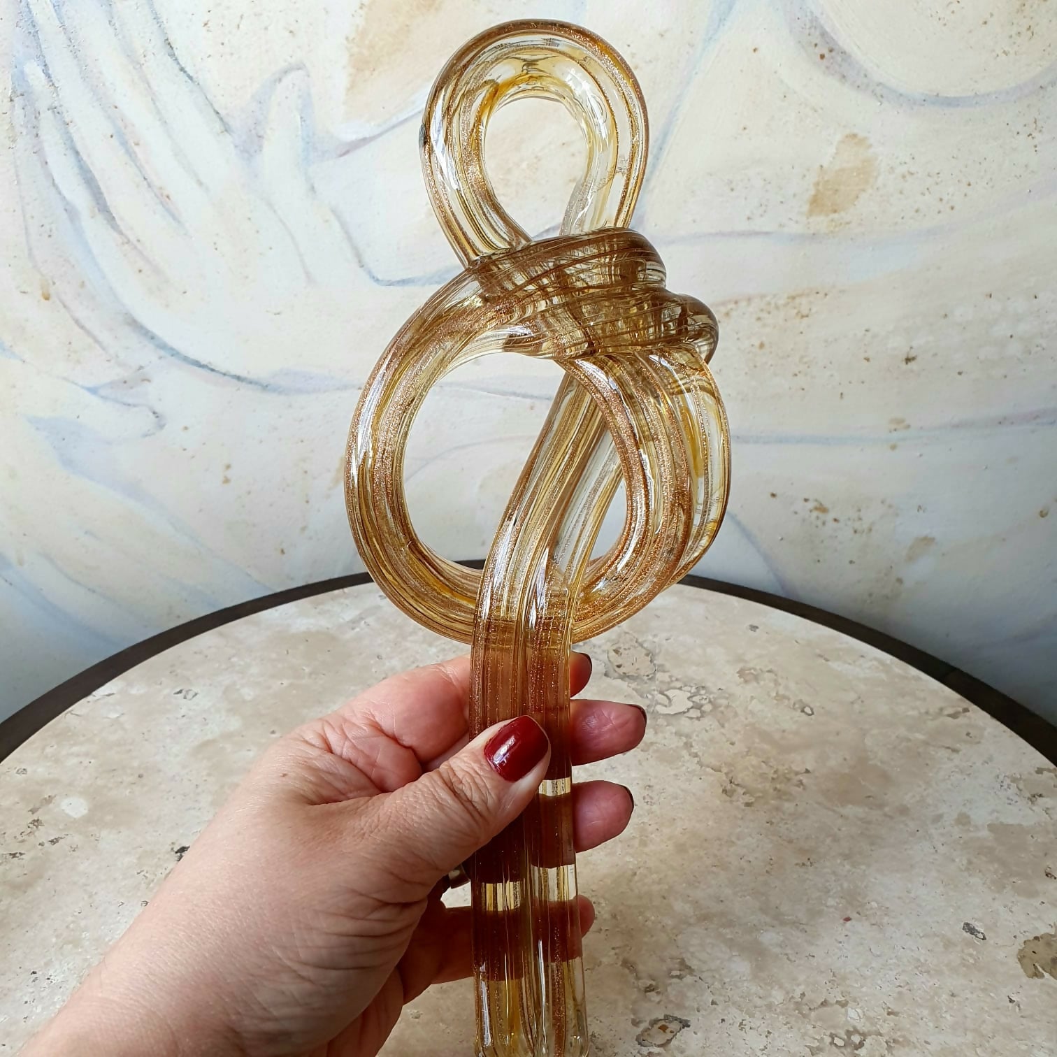 Escultura NÓ em vidro artístico Murano. Impecável!