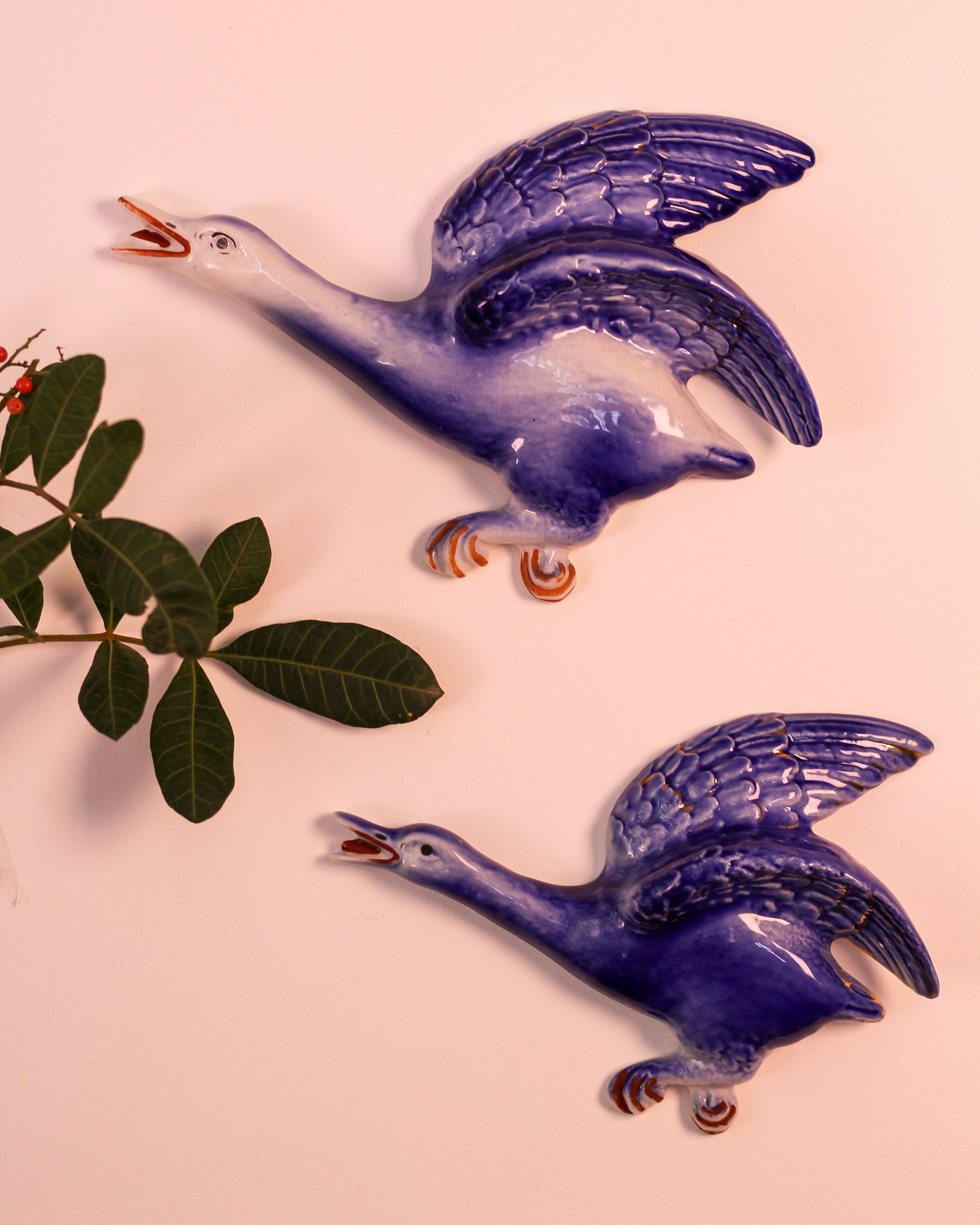 Adornos de parede em porcelana, anos 1960 - Pássaros