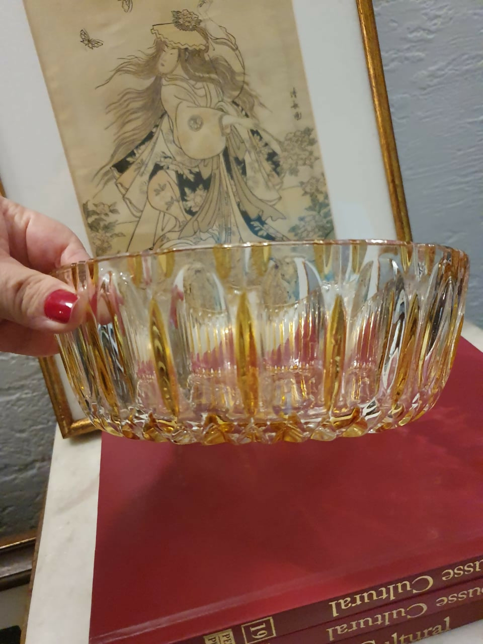 Centro de mesa em maravilhoso cristal double âmbar, estilo Art Decó. Intacta!