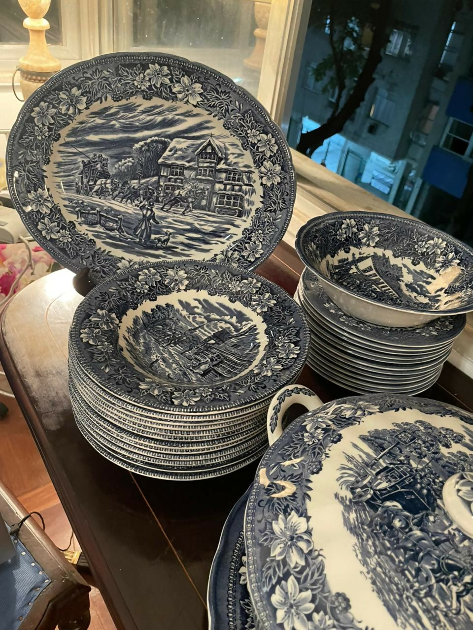Aparelho de jantar inglês completo 40 peças para 12 pessoas Royal Tudor Ware Azul English Scenery