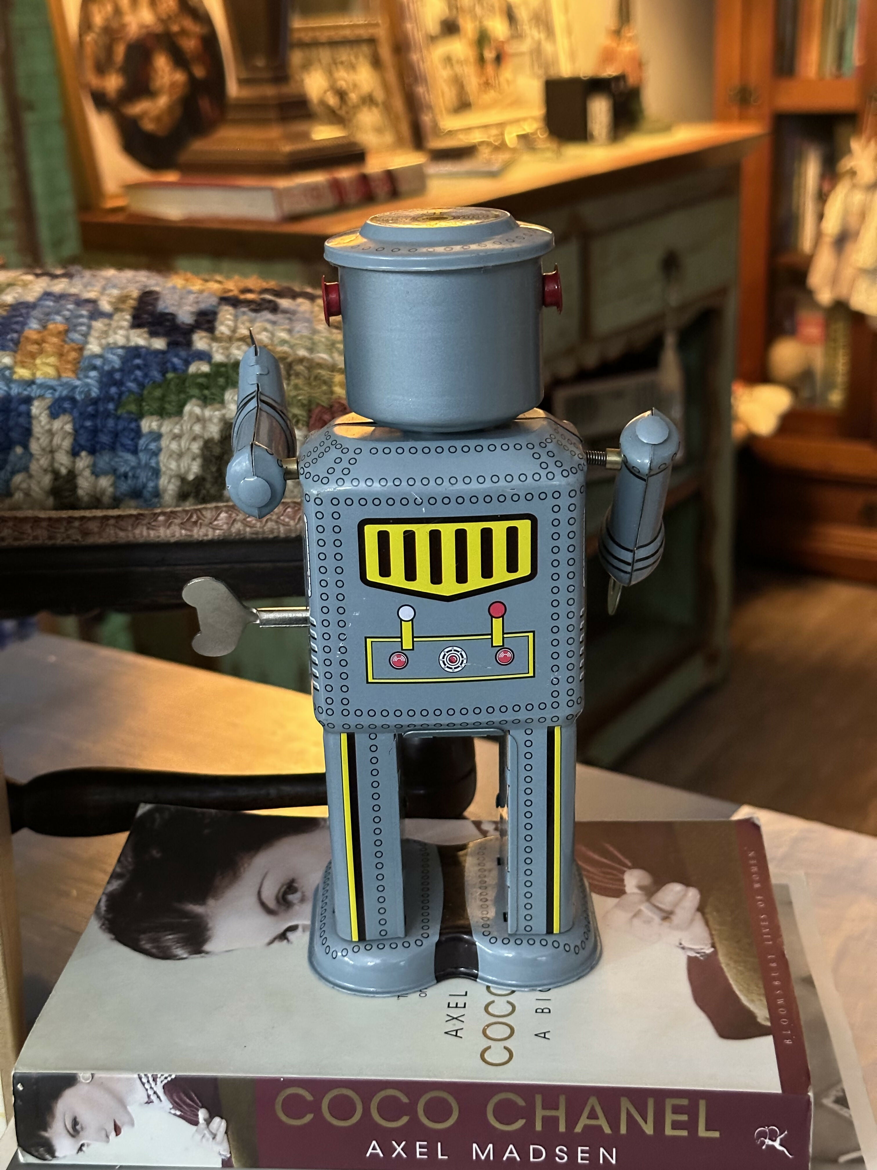 Vintage - funcionando - colecionador Réplica na época do robô de brinquedo de lata -Schylling Mechanical Robot MS646