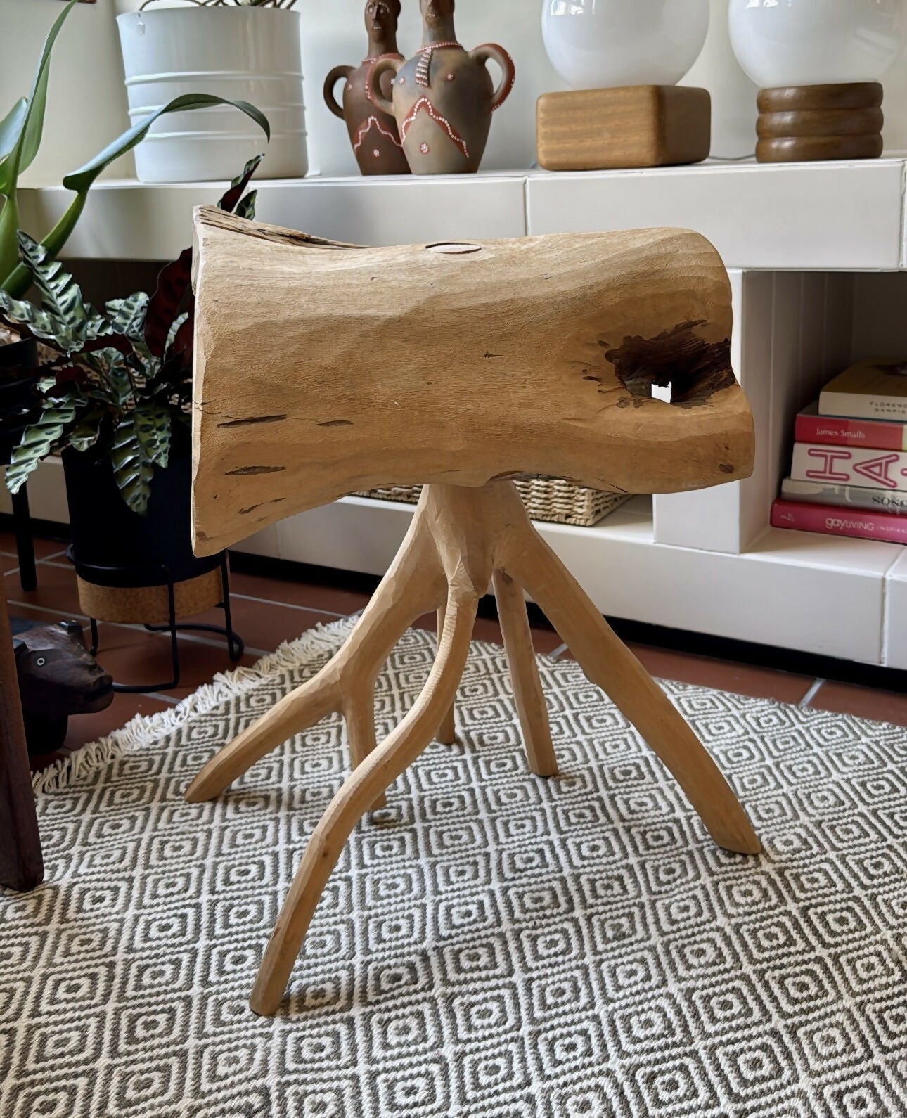 Escultural Banco sela em madeira - Ilha do Ferro