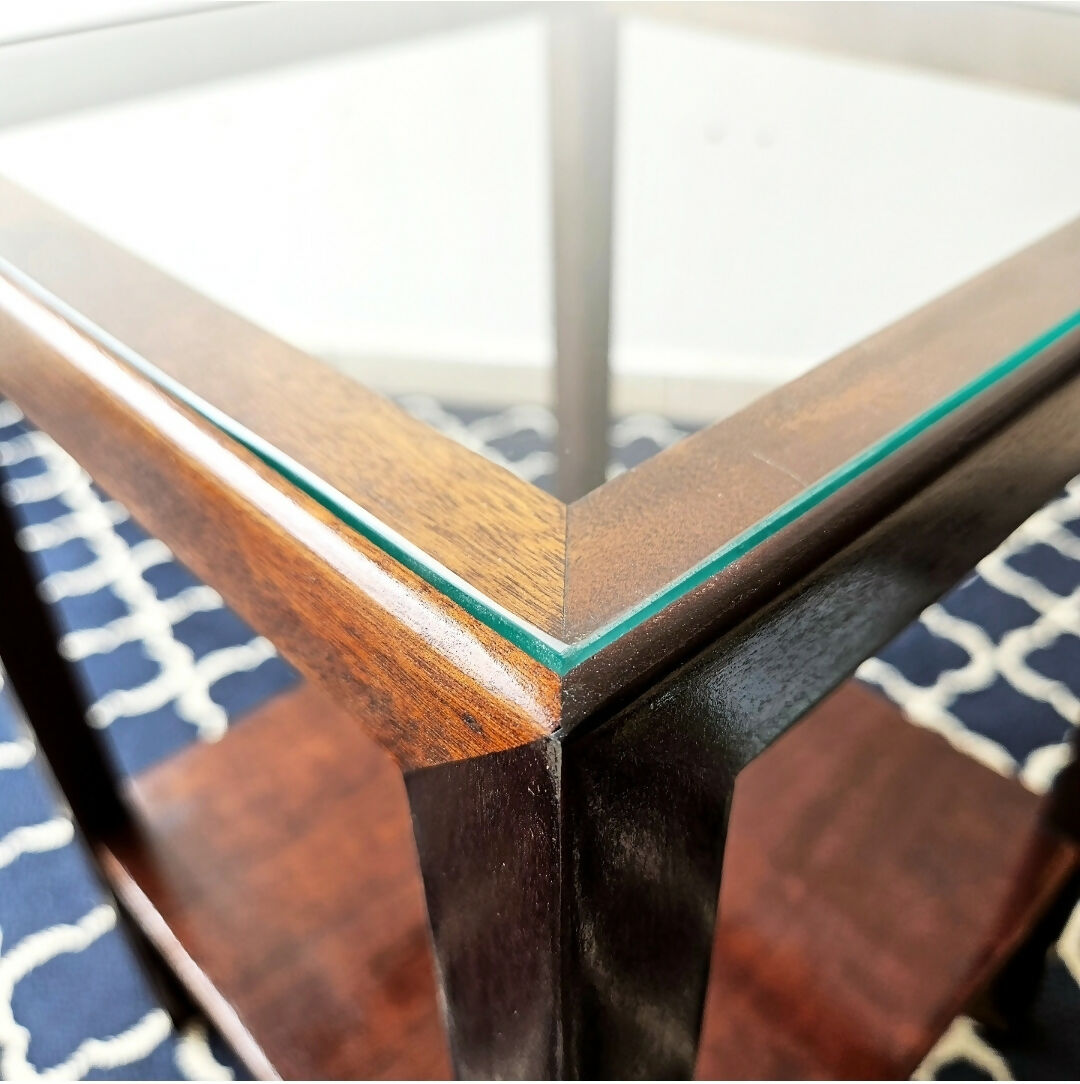 PAR DE MESAS QUADRADAS ANOS 60 EM MADEIRA MACIÇA