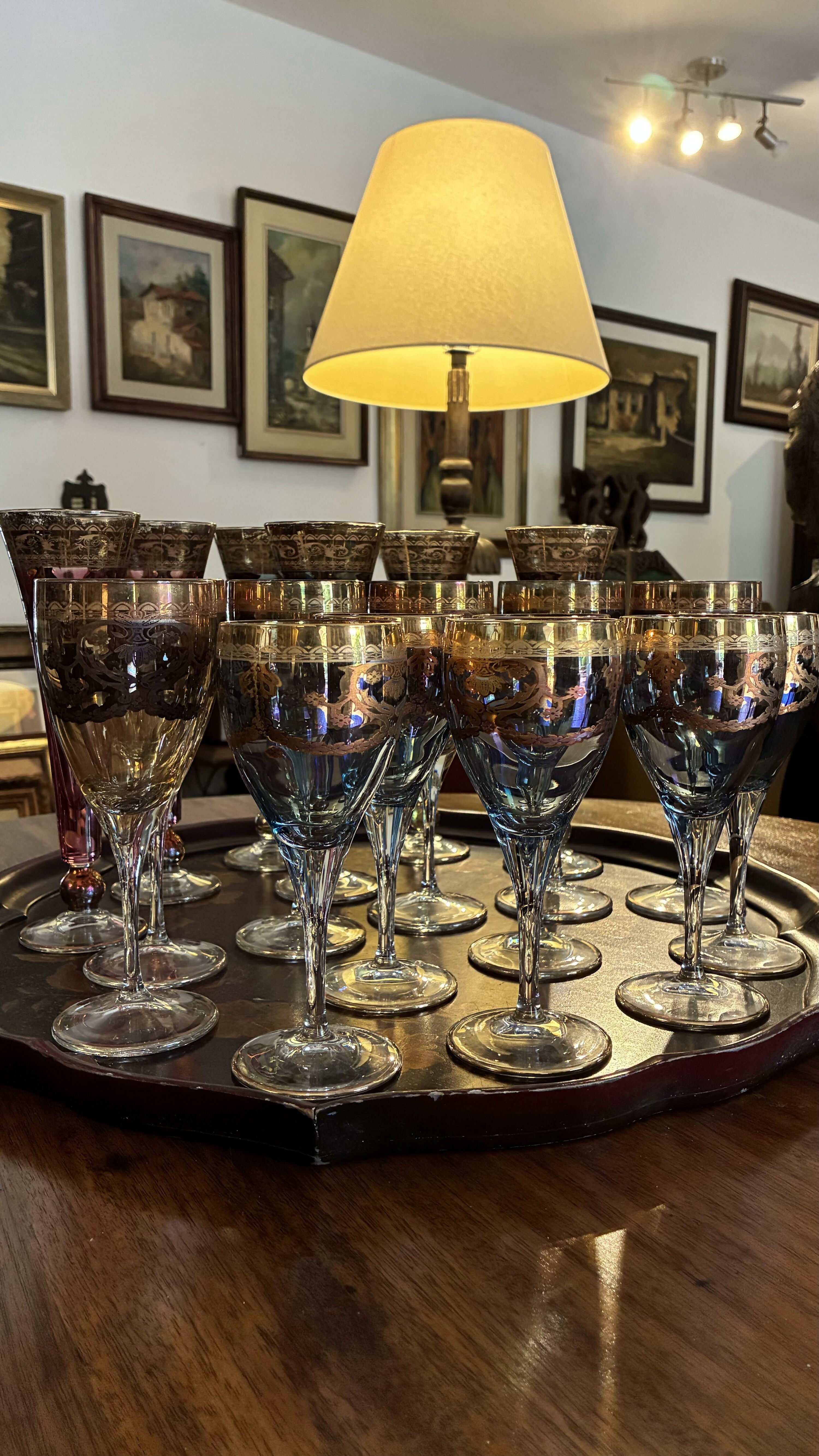 Taças tulipas antigas em cristal colorido (valor unitário)