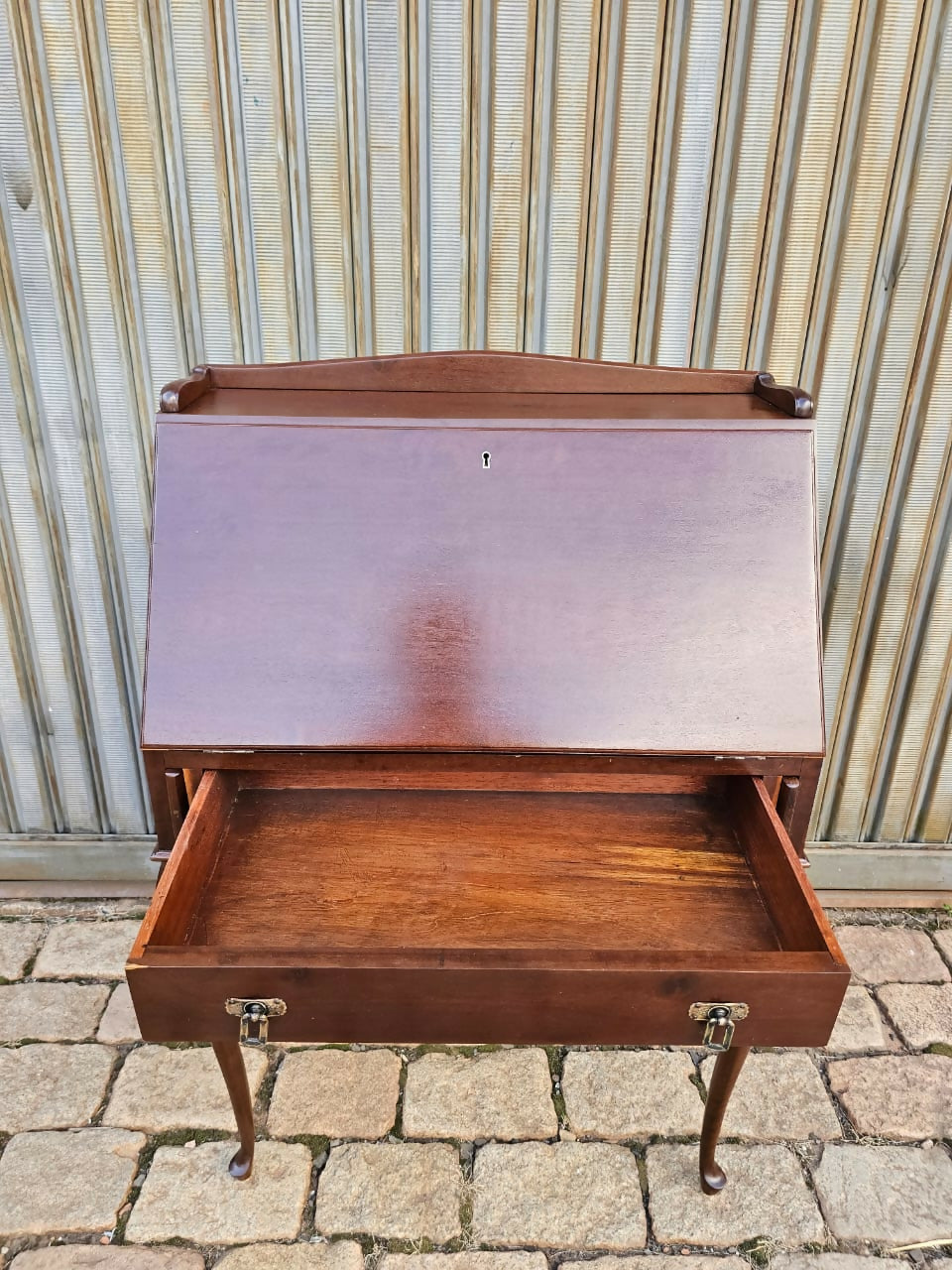 Escrivaninha provençal Biro