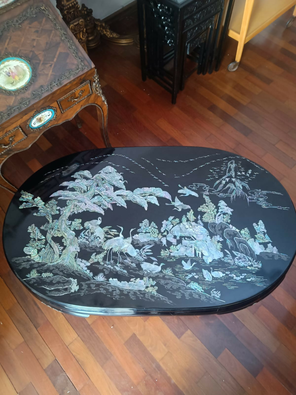 Antiga Mesa de Centro Chinoiserie
