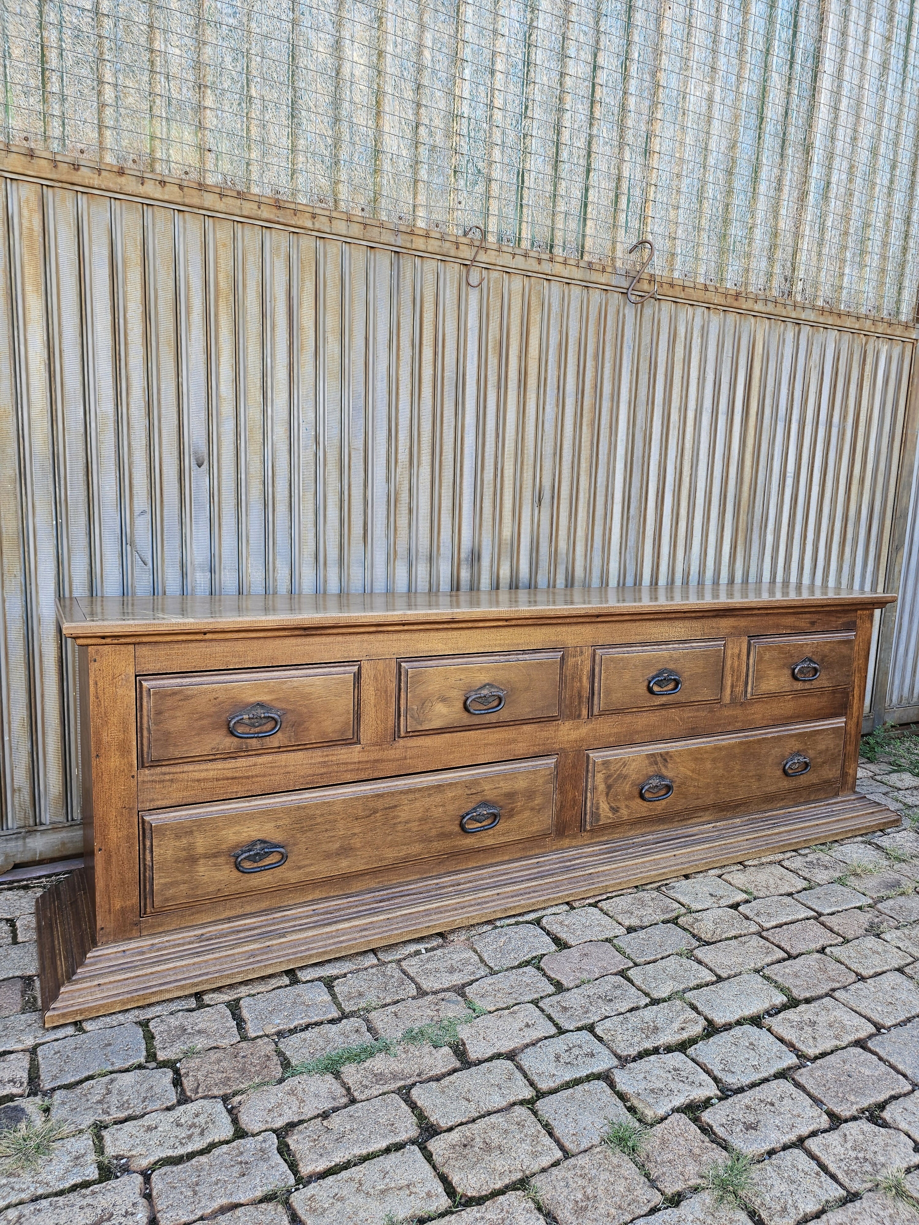 Conjunto Arcaz e Mesa Colonial