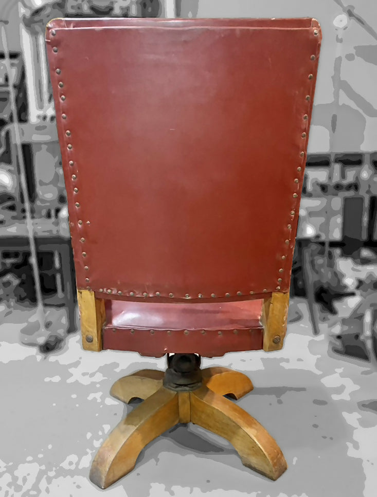 Cadeira antiga - Estilo xerife