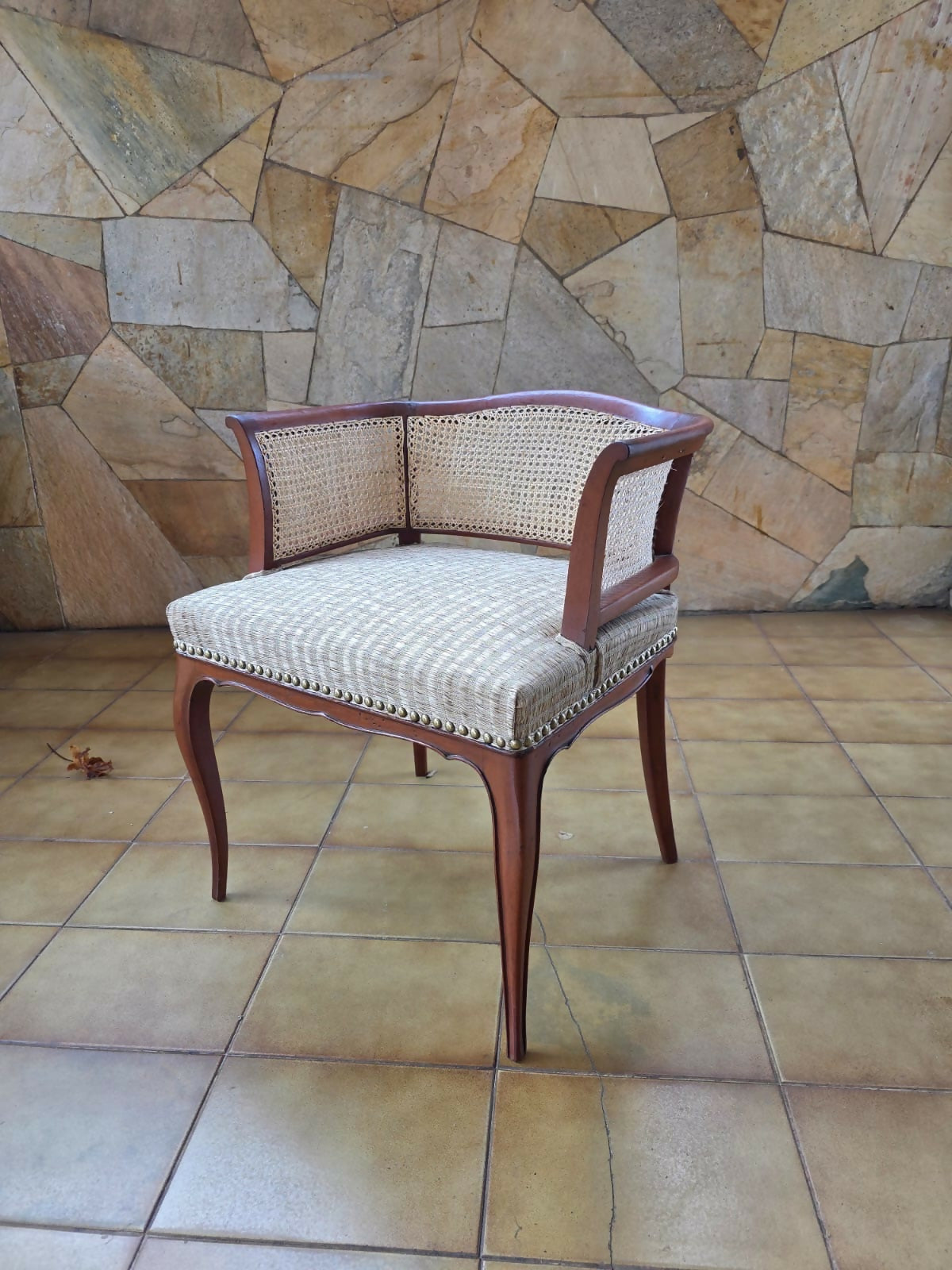 Poltrona em Palhinha - Um clássico do mobiliário francês