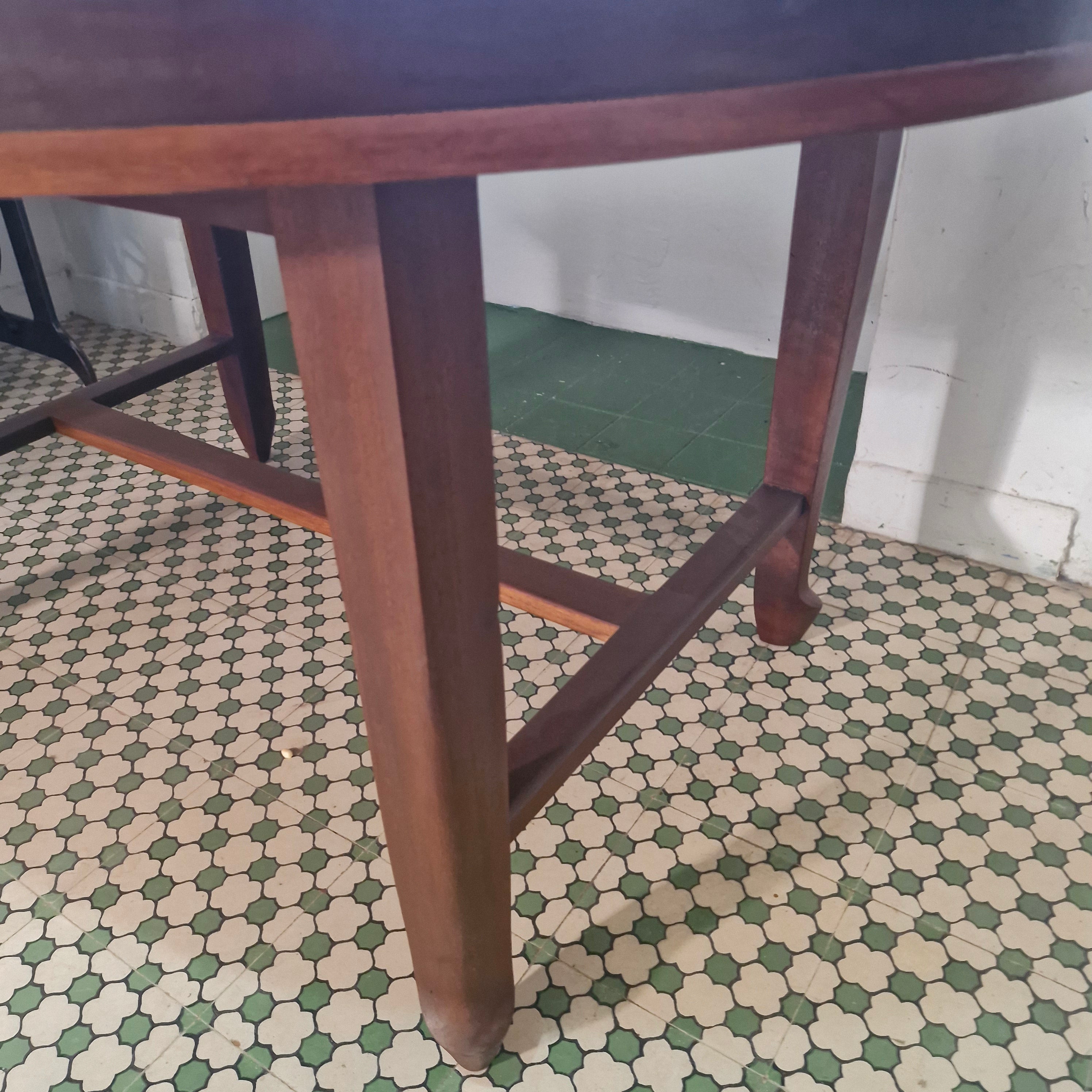 Mesa de Jantar Oval Elástica Art Deco