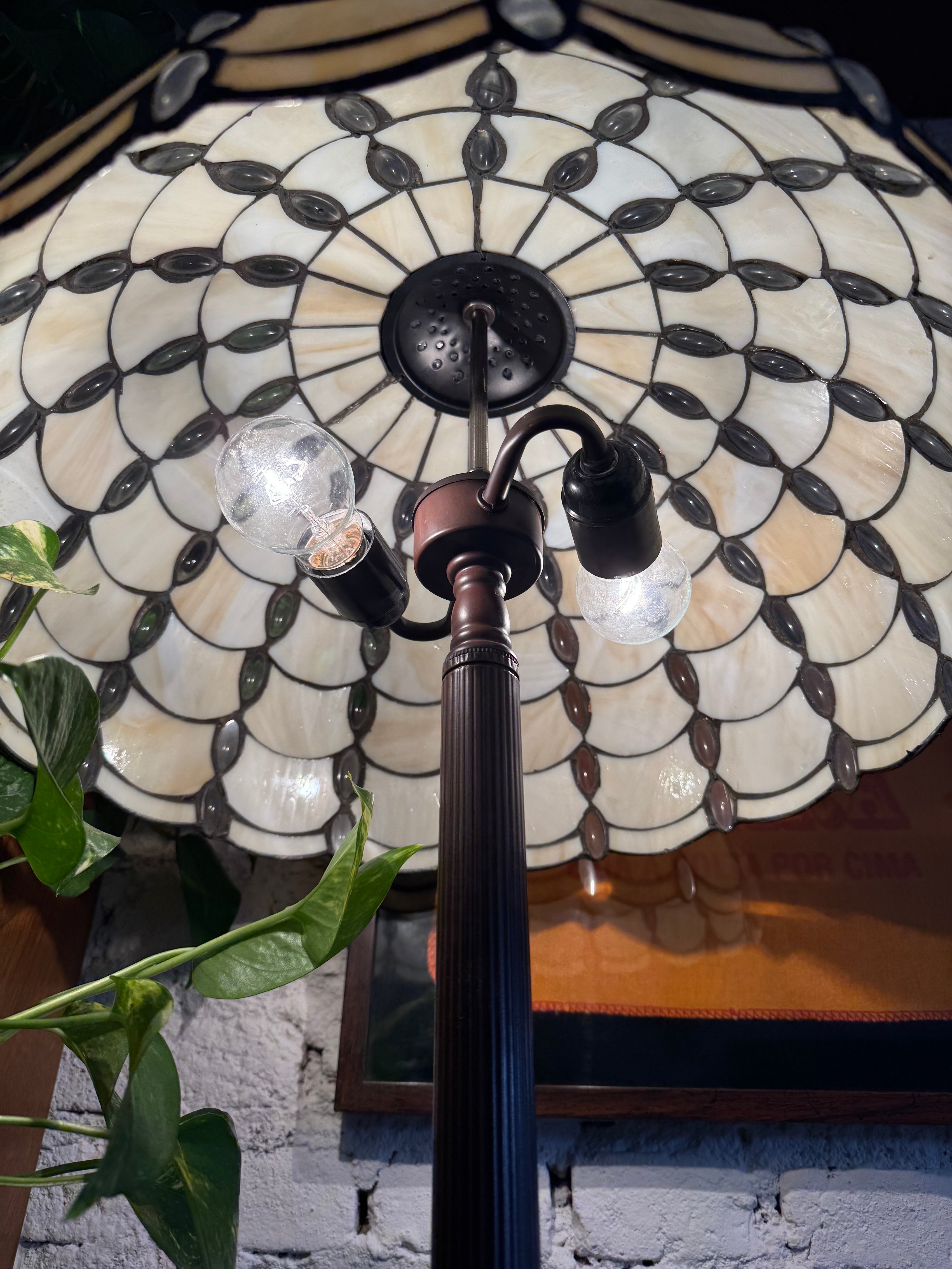 Luminária de Chão estilo Tiffany Art Nouveau em perfeito estado
