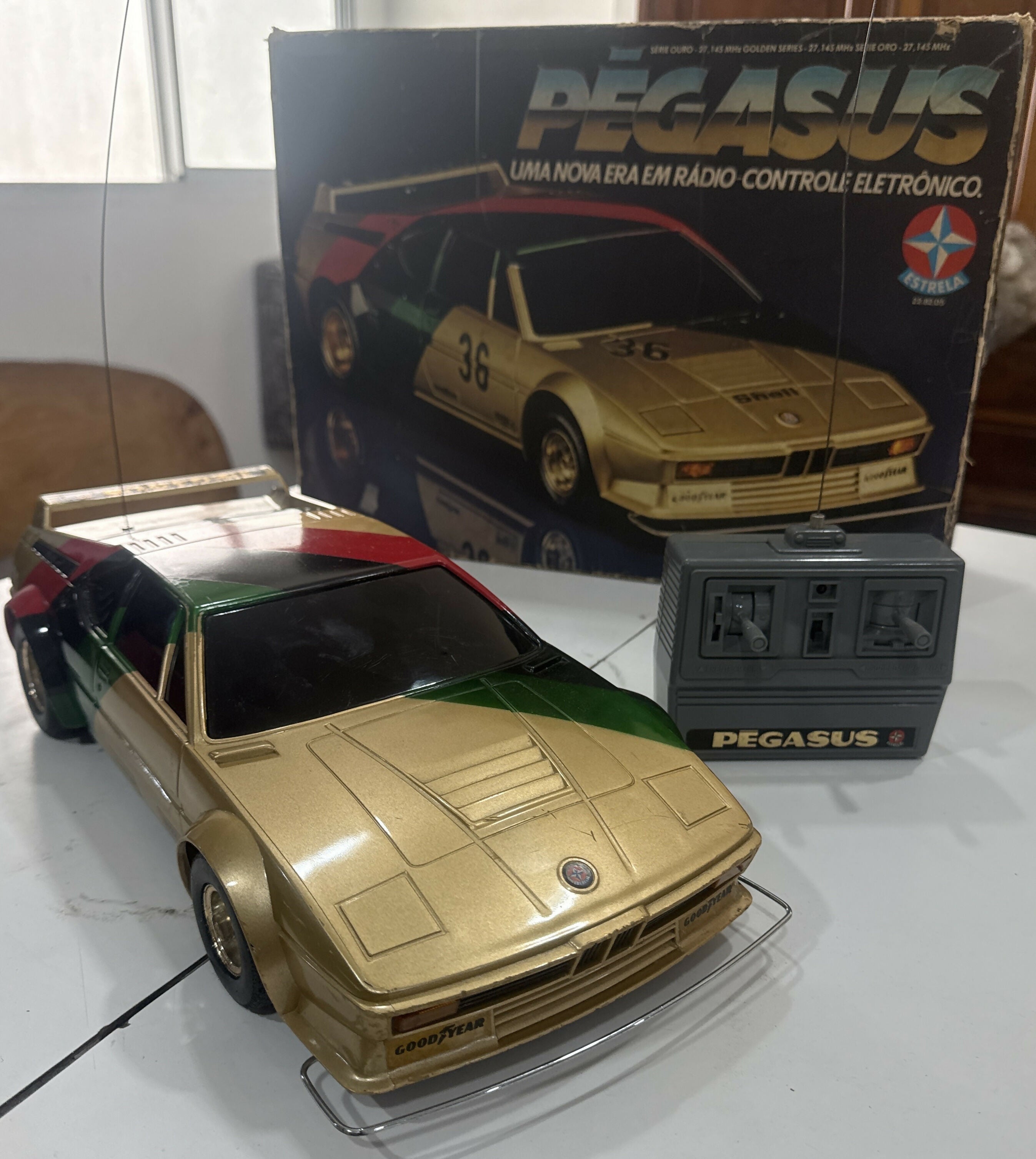 Pegasus Série Ouro 1983 – Estrela • Rádio Controle • Original • Com Caixa
