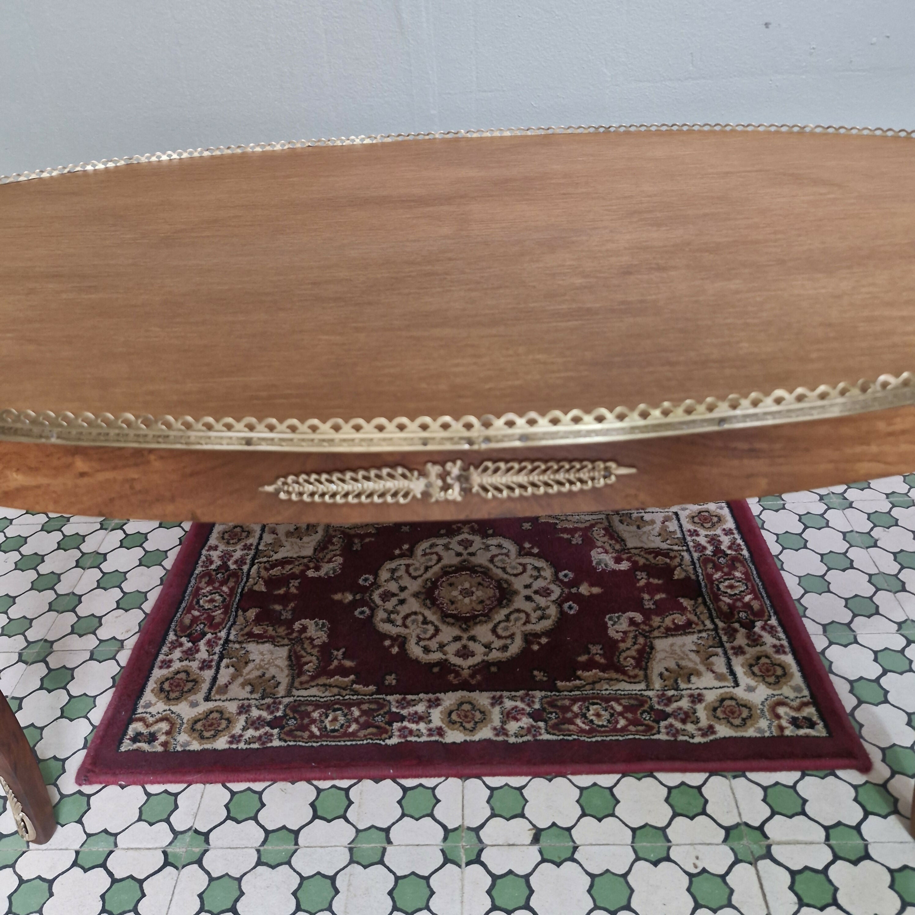 Mesa de Centro Inglesa Oval (restaurada)