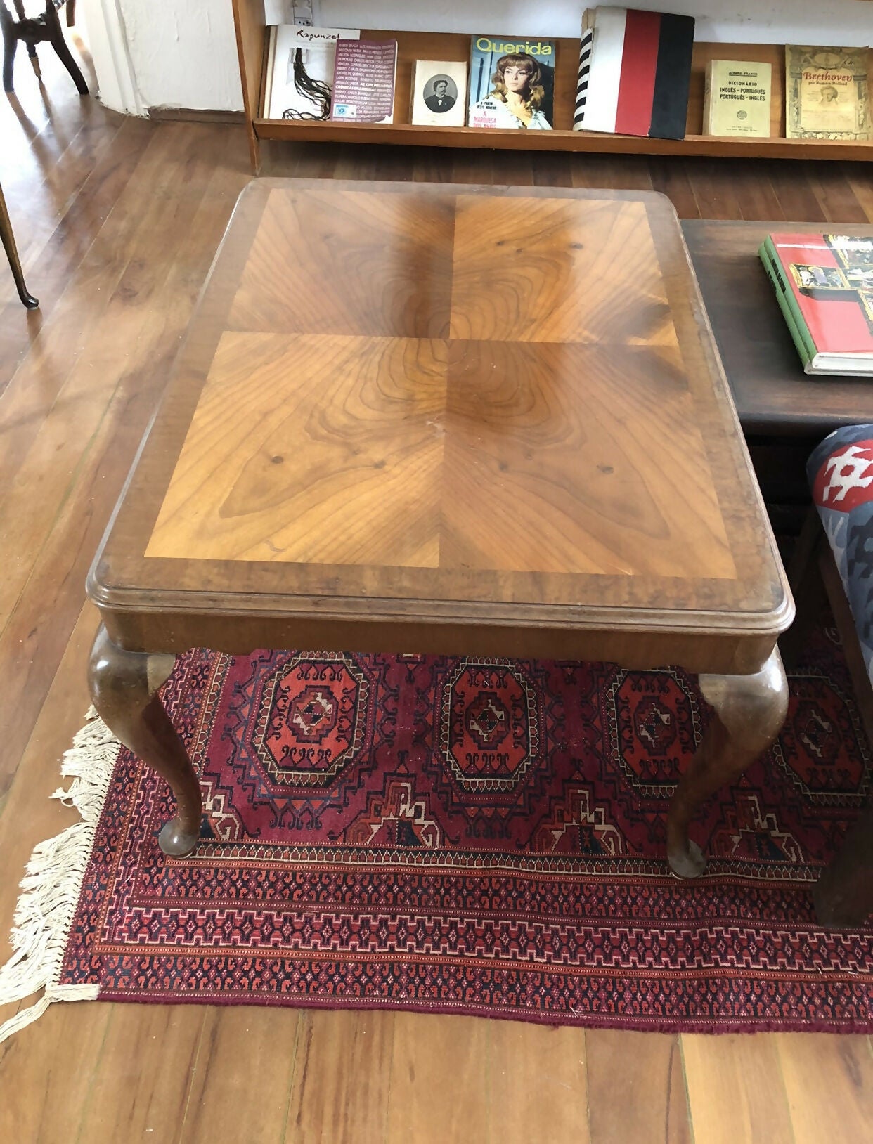 Mesa de centro Chipandelle com Marchetaria