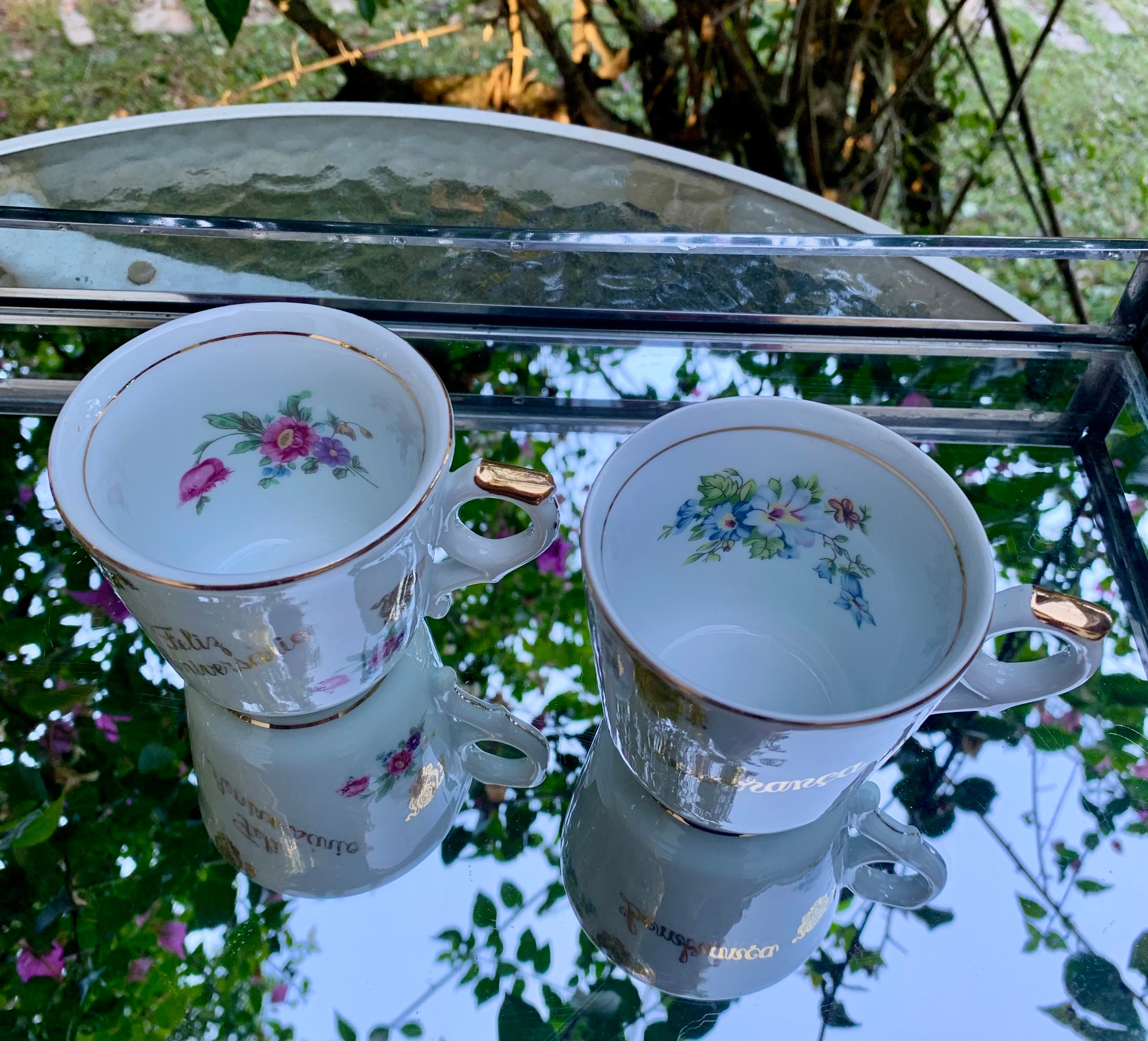Xícaras Canecas em porcelana Steatita Lindas!