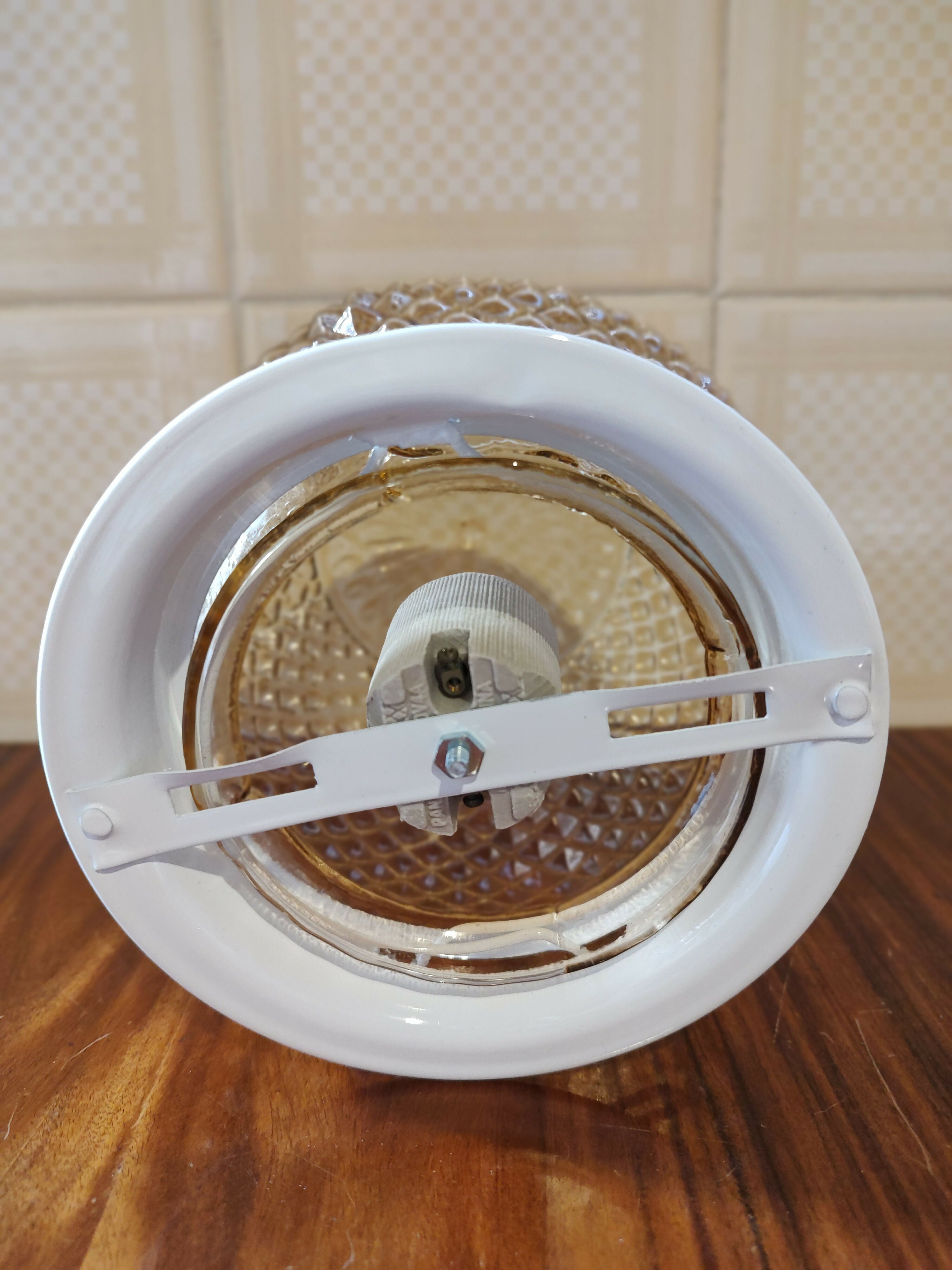 Rara Cúpula / Lustre / Luminária Bola em vidro âmbar texturizado com bocal e plafon novos (valor unitário)