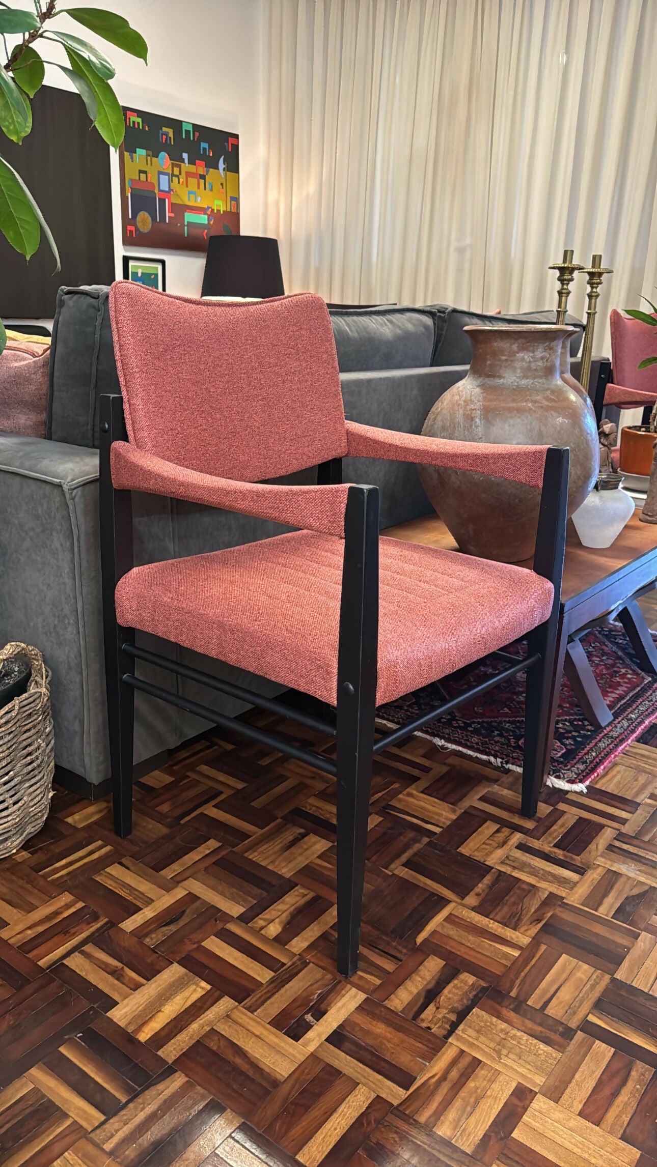 Poltrona Cimo (valor unitário - 2 peças disponíveis)