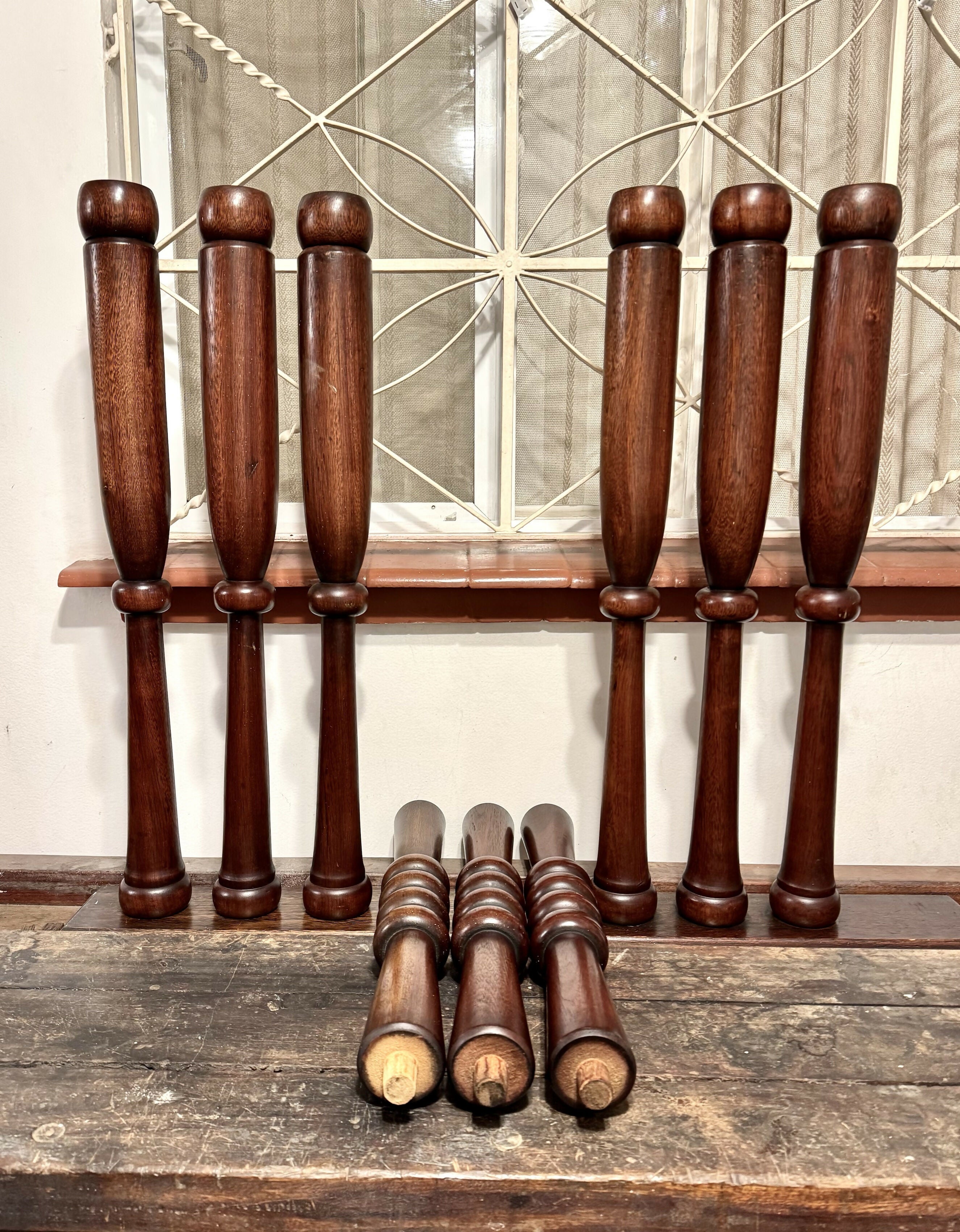 Divisória Balaustrada em linda madeira maciça