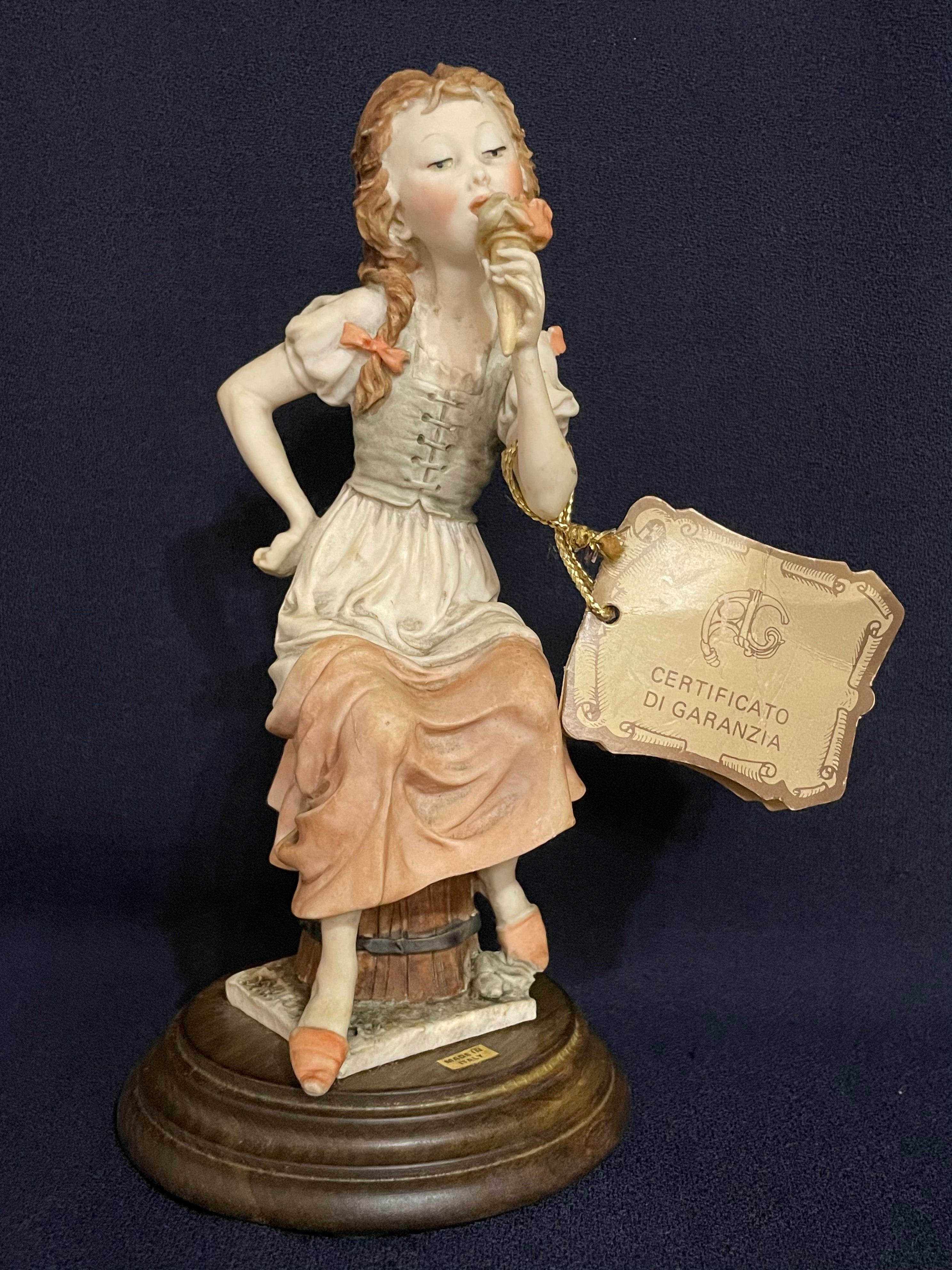 Escultura Capodimonte, porcelana italiana