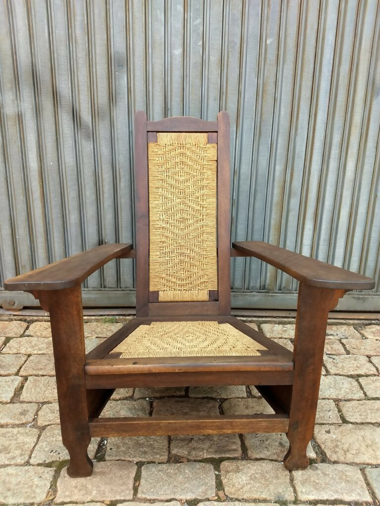Poltrona Colonial em madeira e palhinha - início séc XX