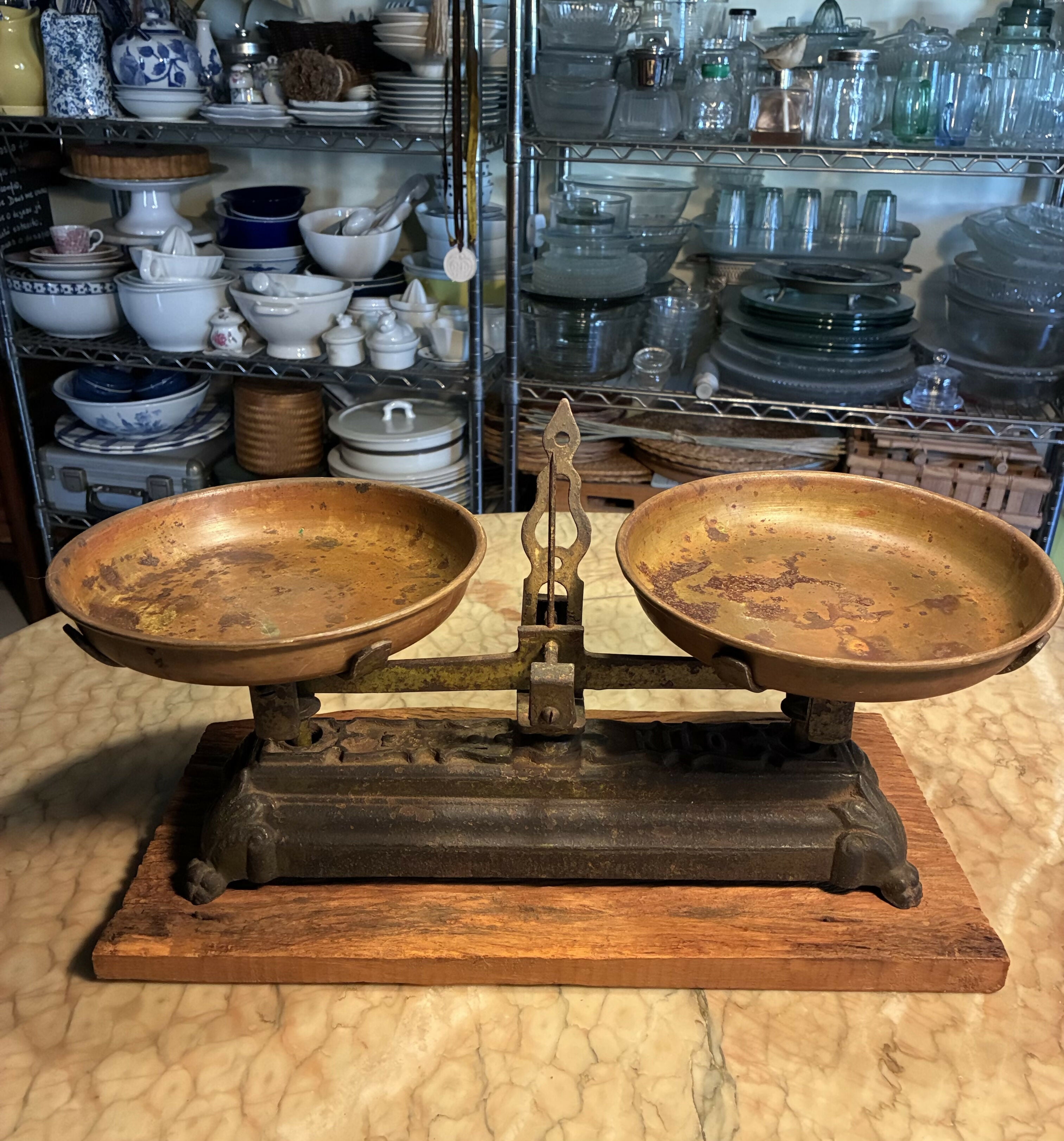 Balança francesa antiga!