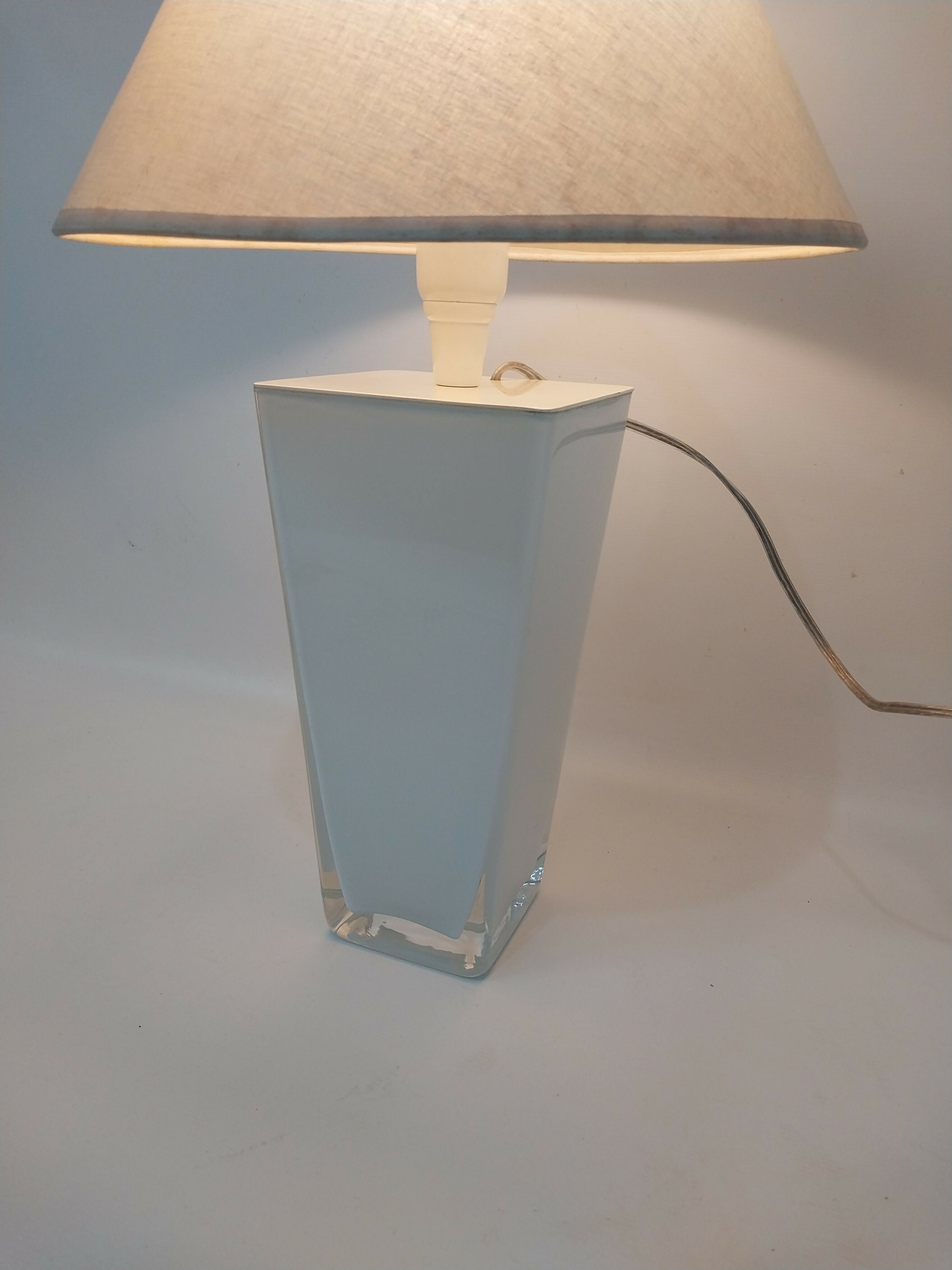 Abajur Design em Vidro