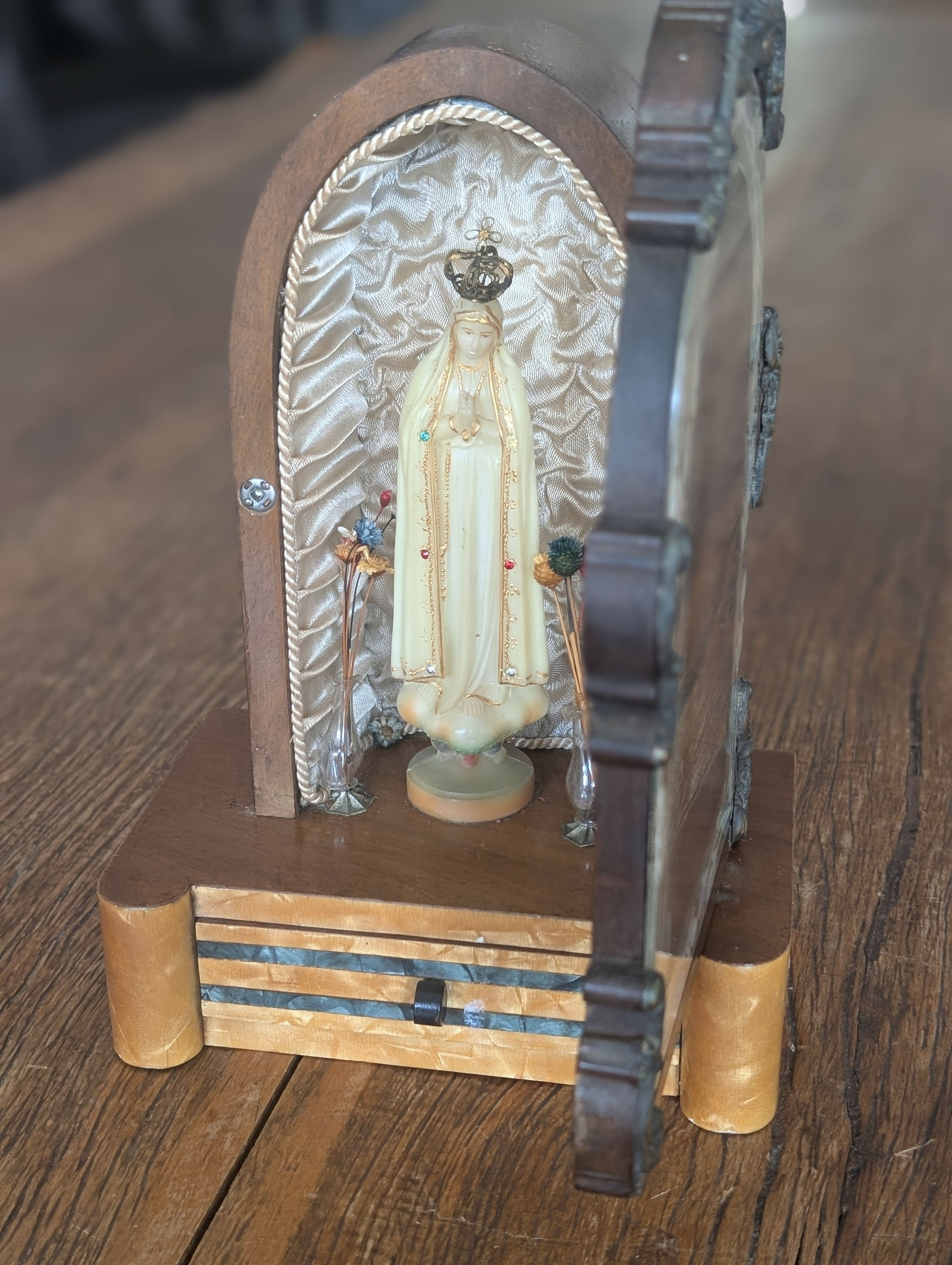 Antigo oratório Art Deco - Nossa Senhora de Fátima