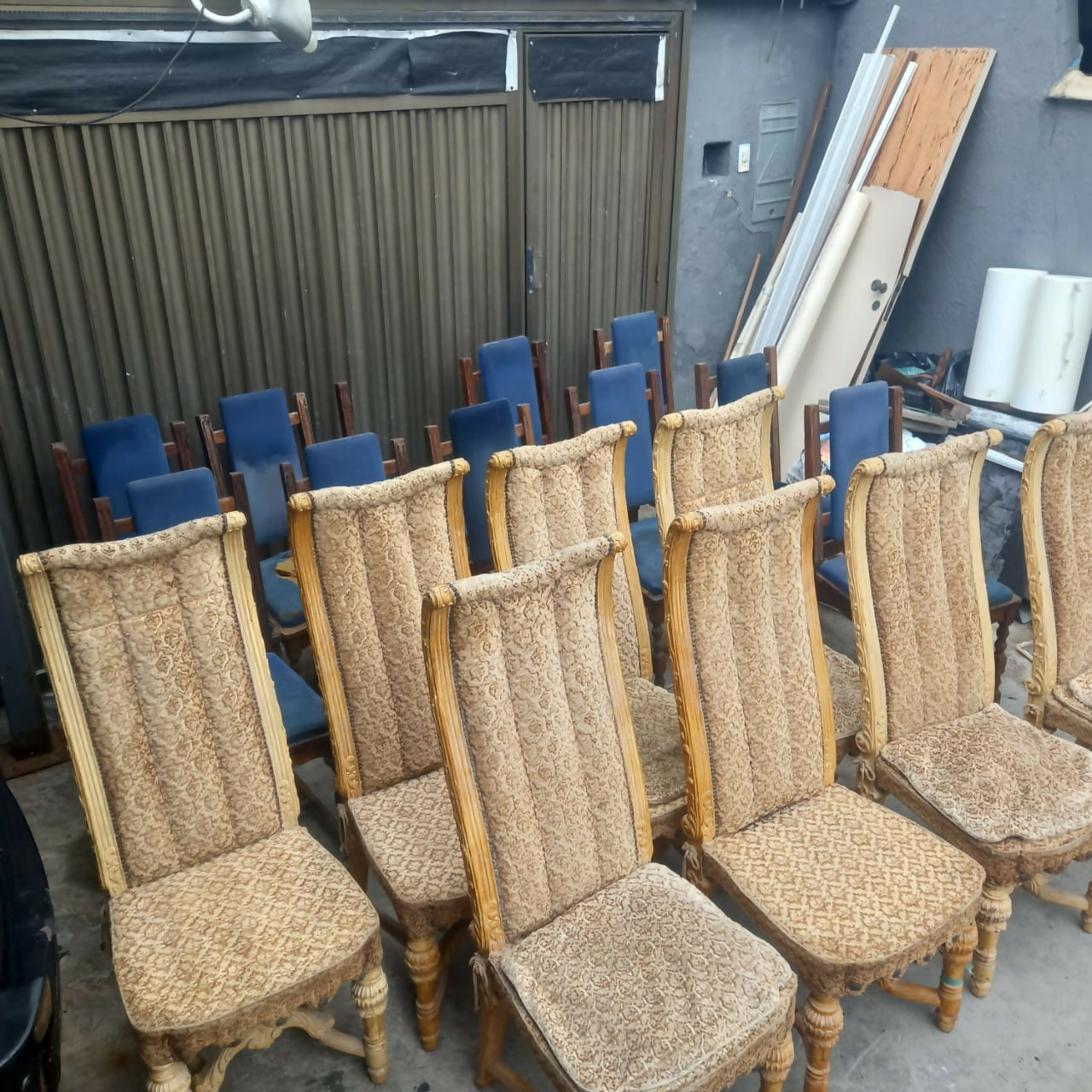 Jogo de cadeiras (bege e azul)