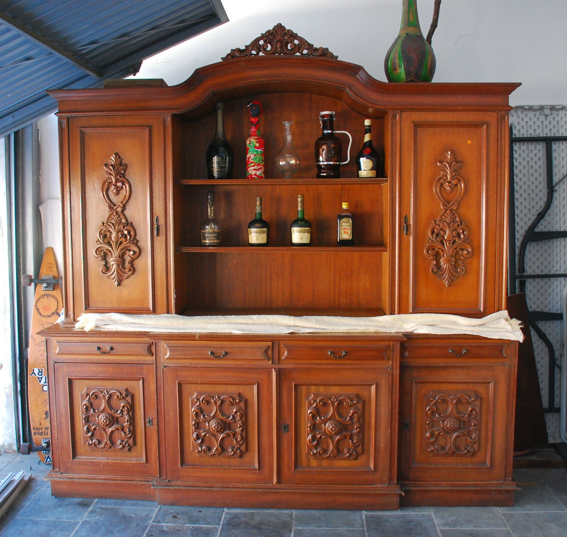 estante , anos 80 , madeira e laminado imbuia