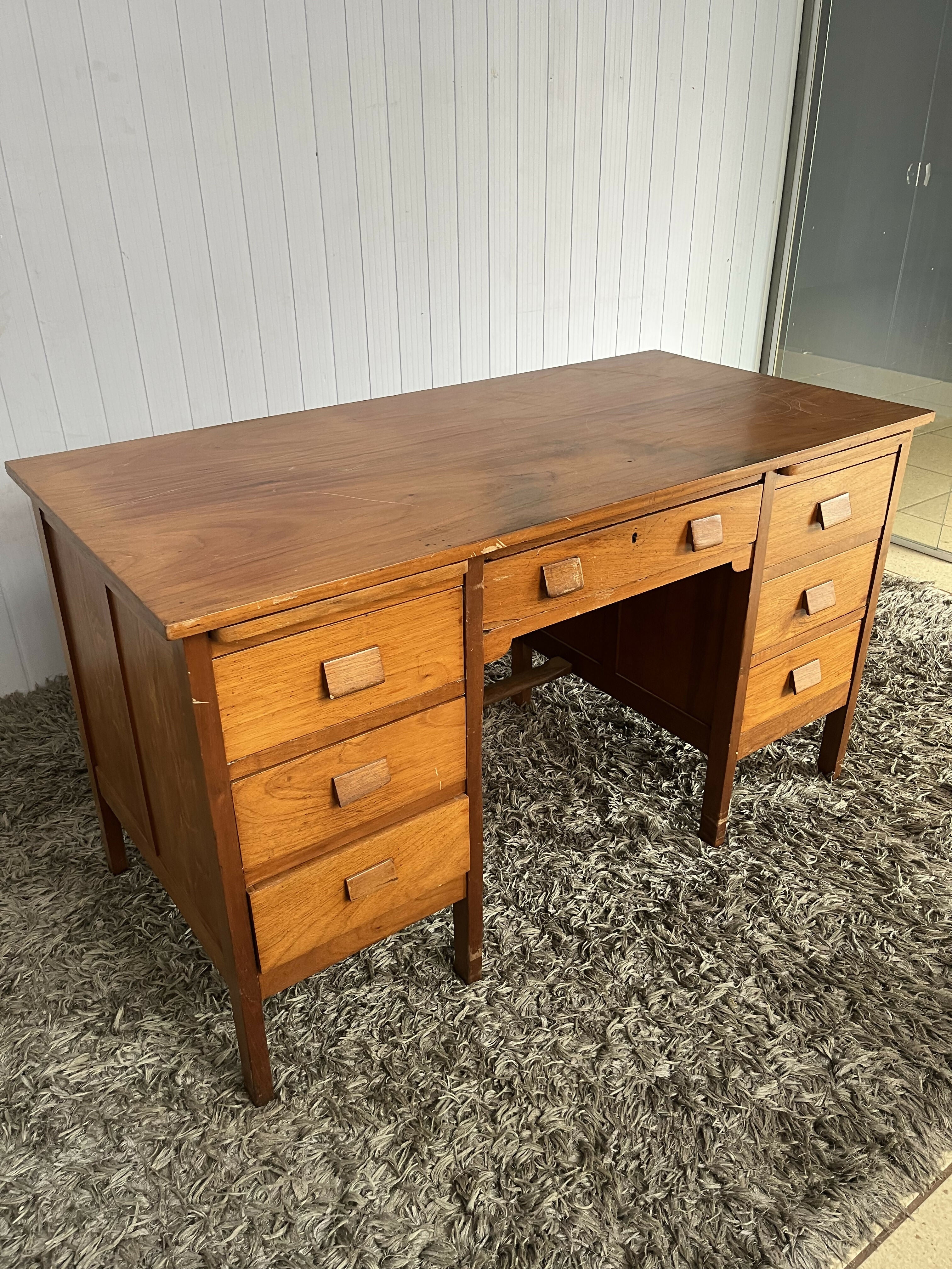 ESCRIVANINHA GRANDE ANTIGA DE CEDRO ROSA