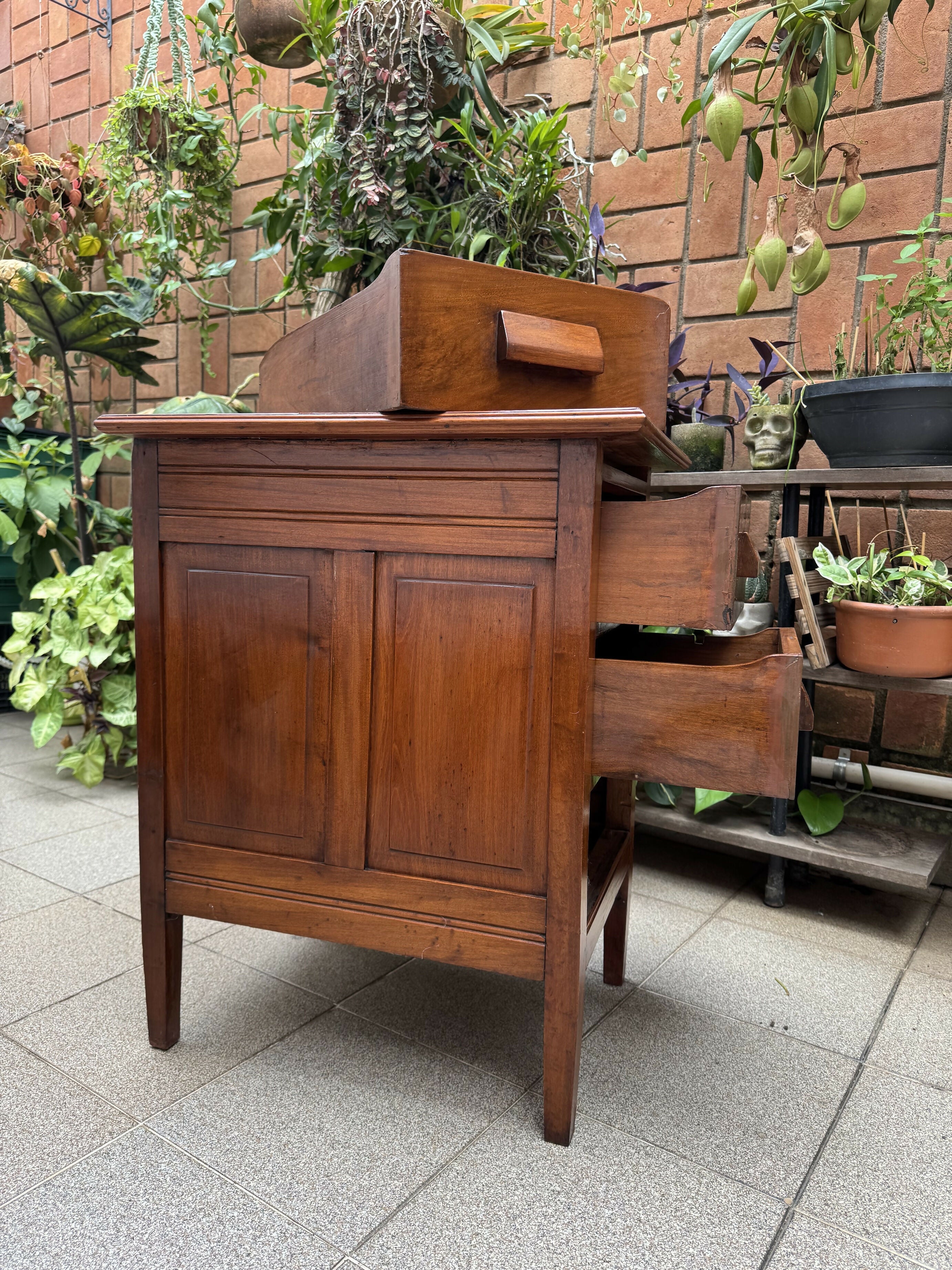 Mesa Auxiliar Cabeceira Gaveteiro Arquivo Década de 50 Madeira Maciça