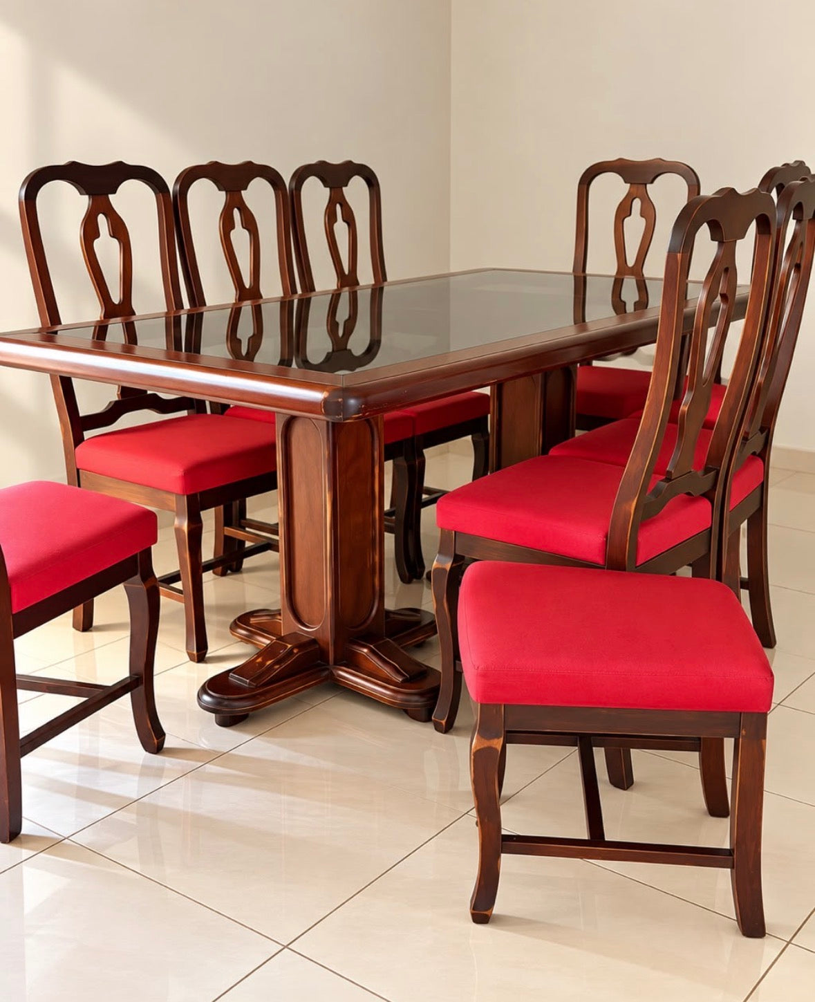 Mesa de Jantar Retangular Clássica - 08 Cadeiras com estofado vermelho 