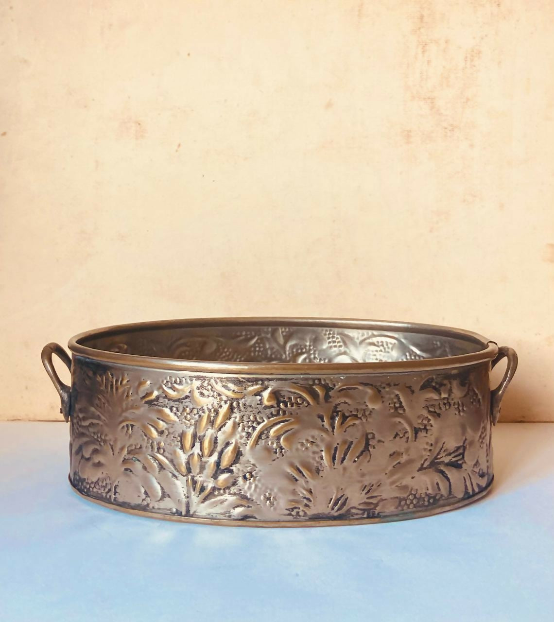 Cachepot oval em metal 27 cm (DMCPS_261)