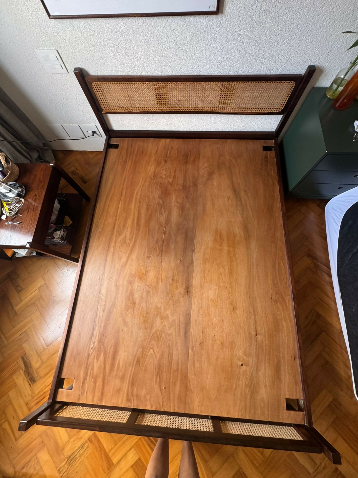 Cama Casal - Celina - Jacarandá com Palhinha natural