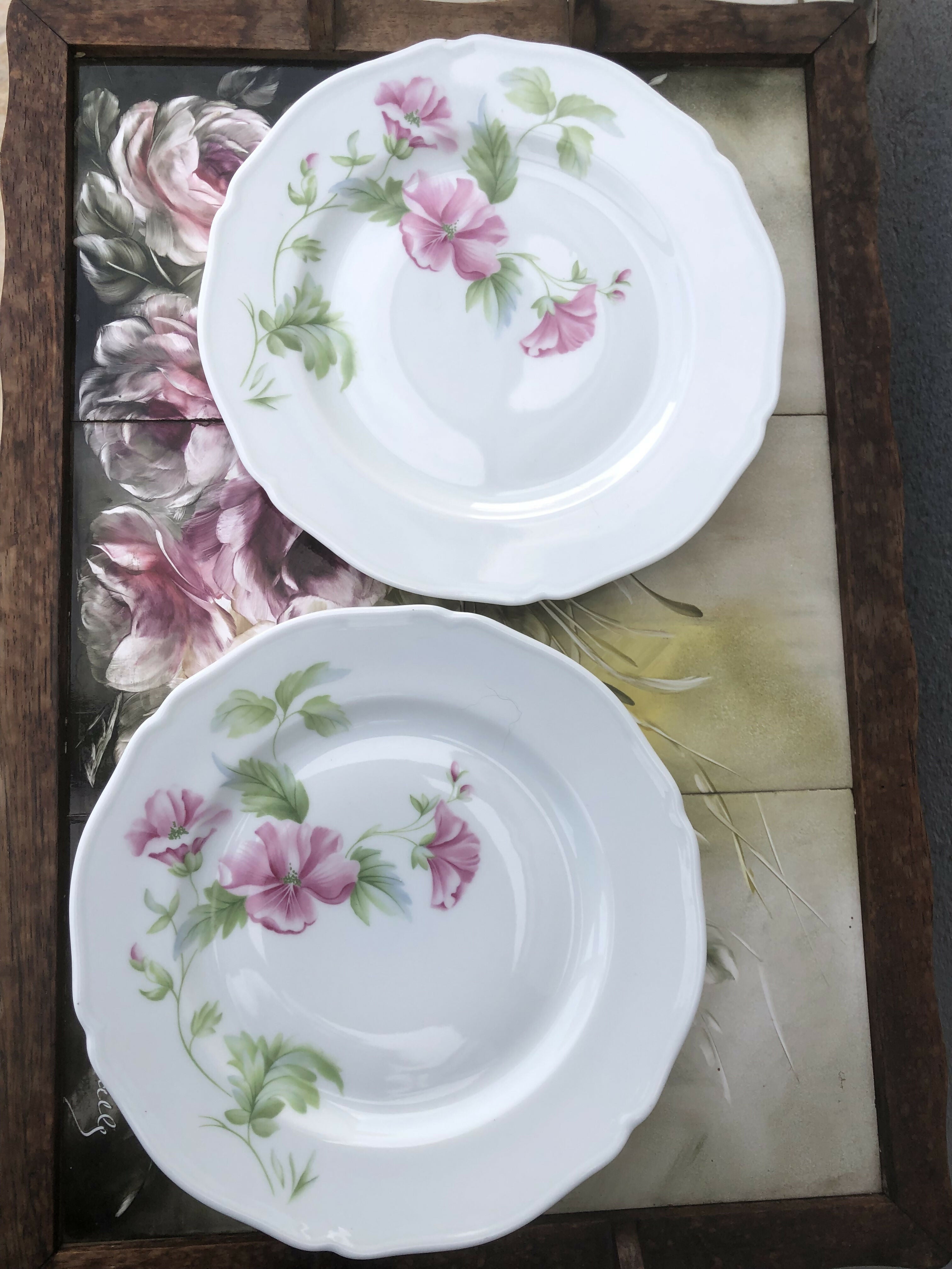 Mesa posta com preciosos pratos franceses - Limoges (valor unitário)
