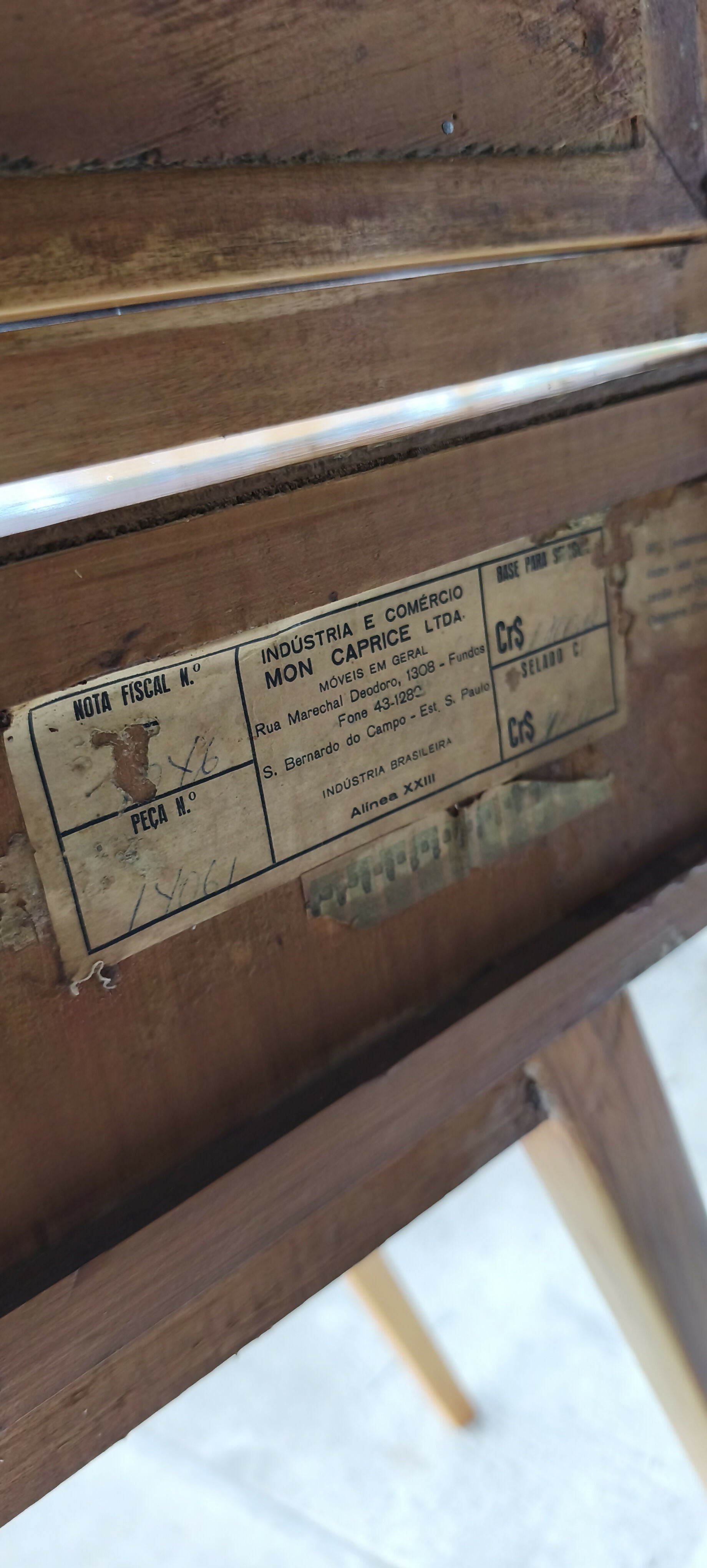 Penteadeira Pé Palito com espelho bisotado