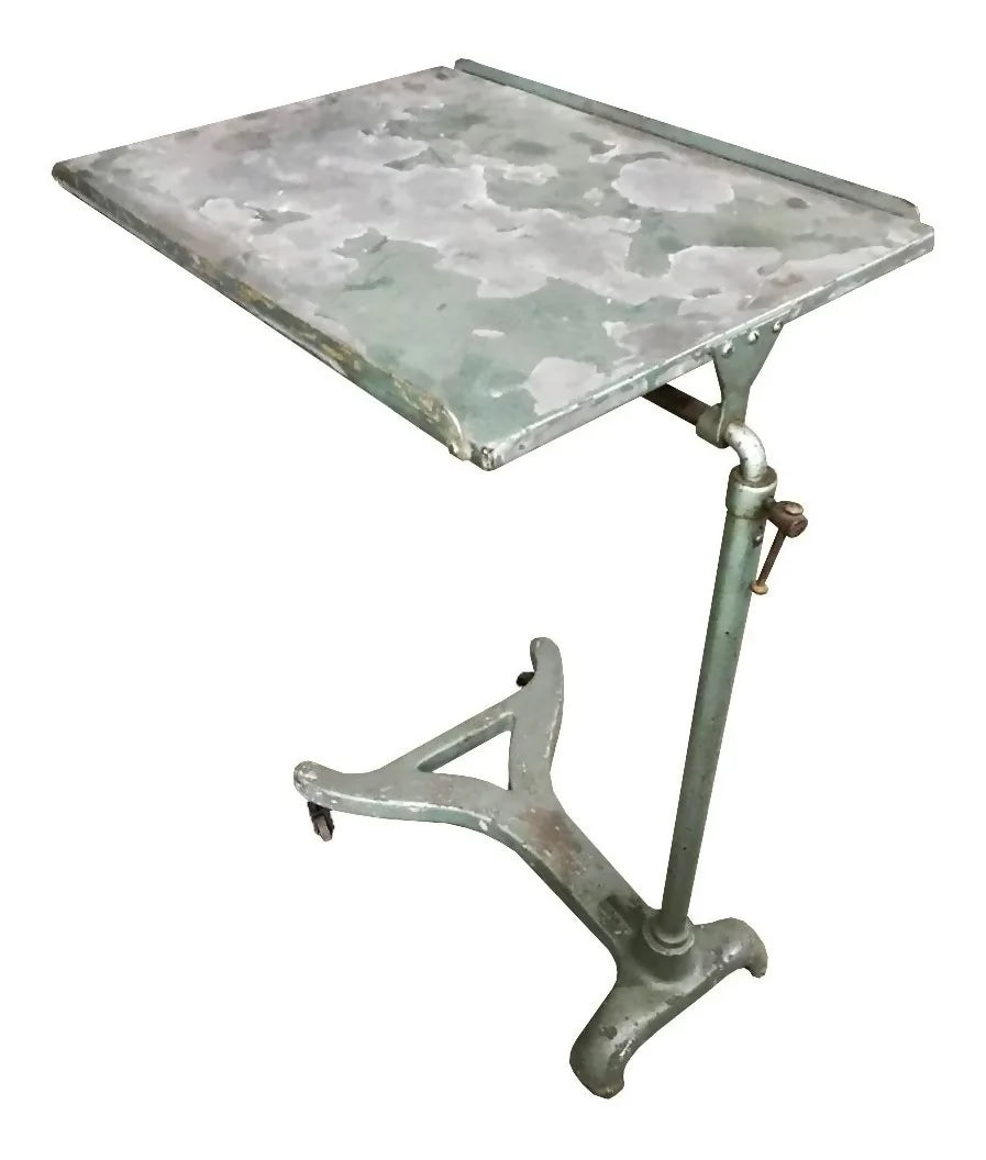 Mesinha antiga de apoio