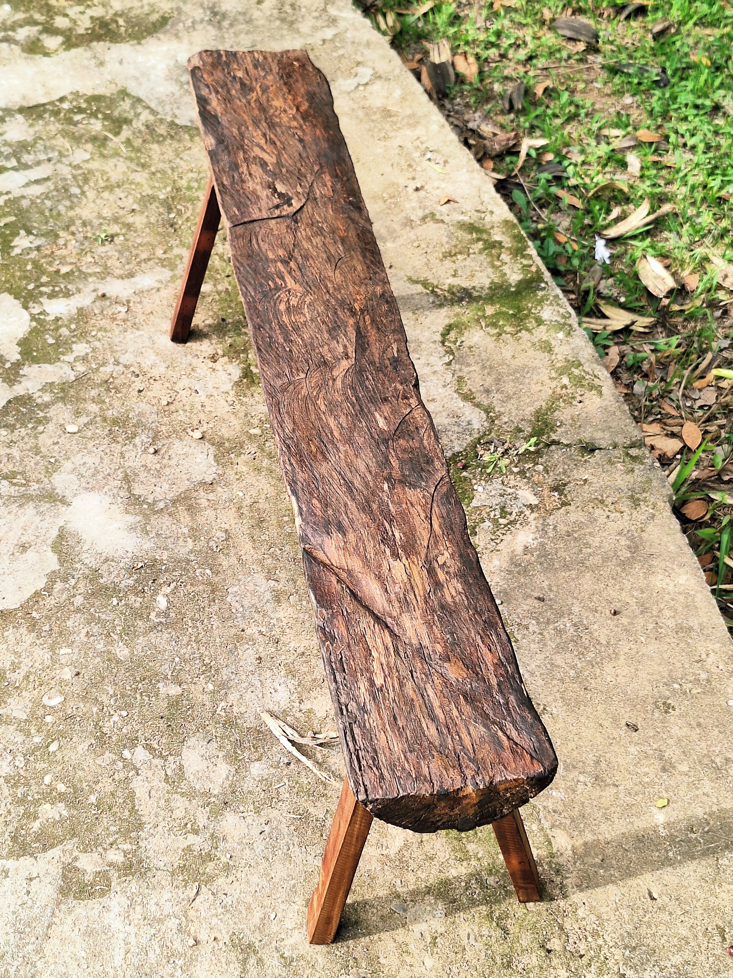 Banco de Dormente Rústico Madeira Maciça Garimpo Mineiro