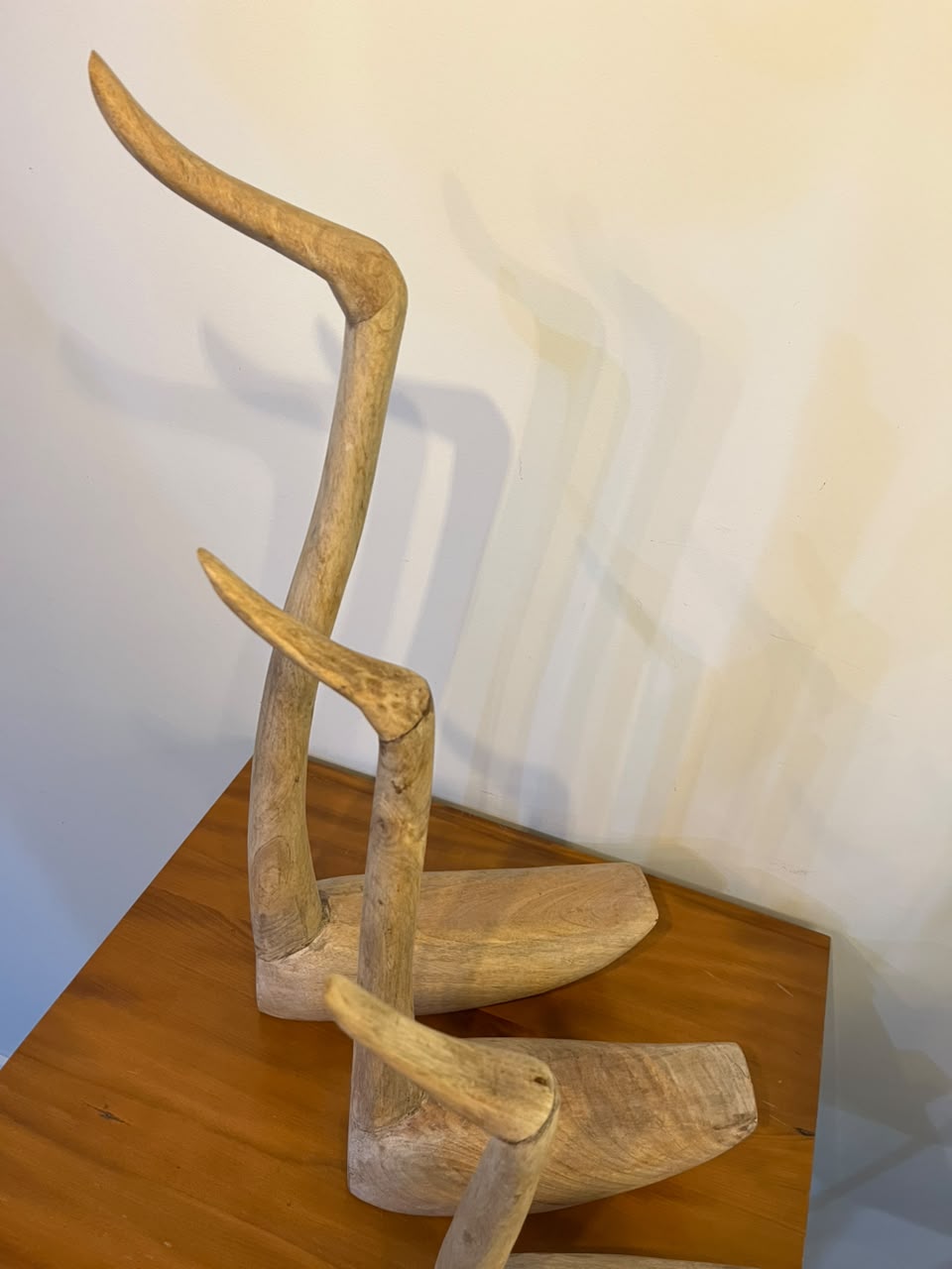 Trio de esculturas de aves em madeira — Made in India