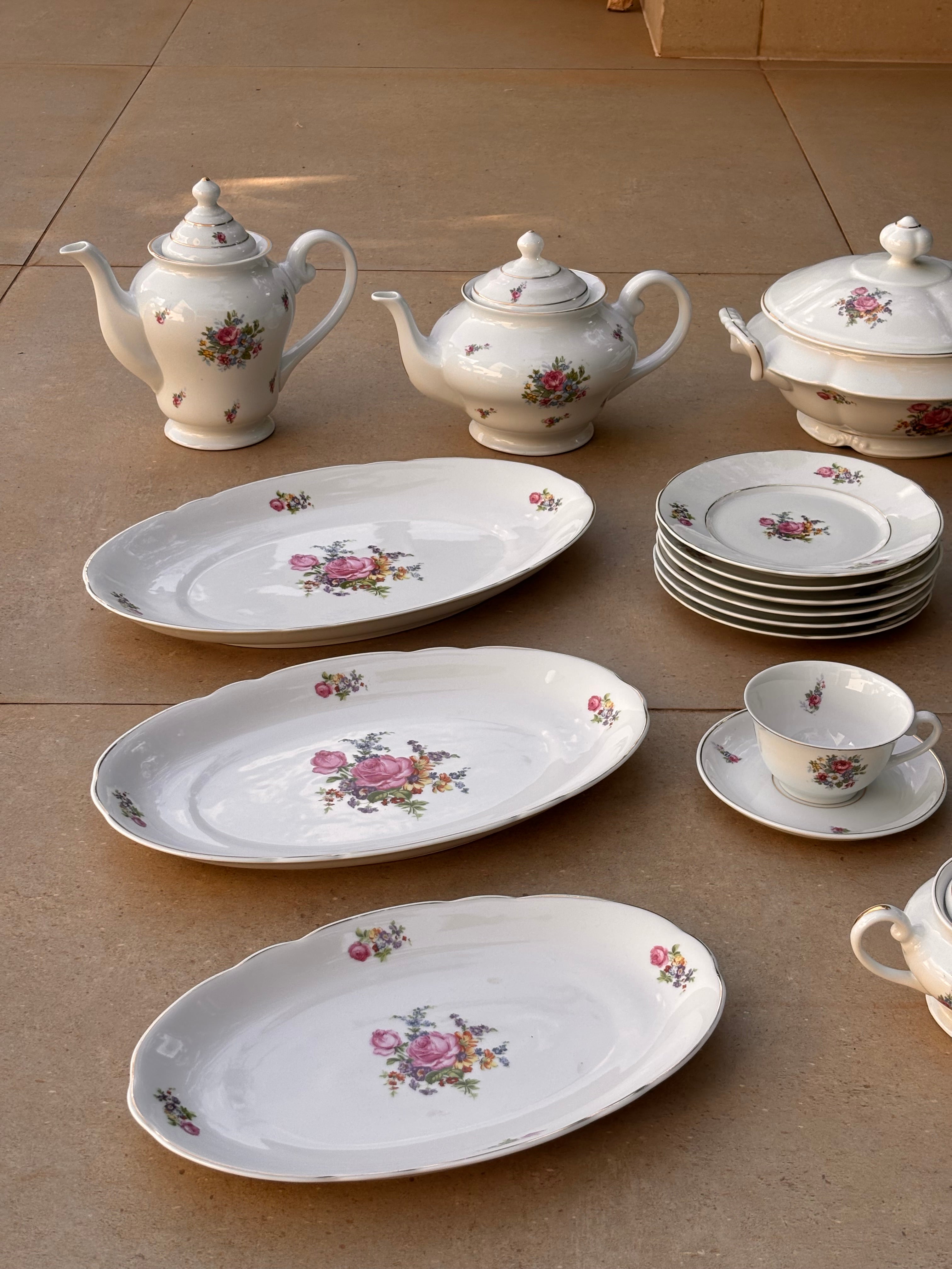 Raridade: Aparelho de Jantar, Chá e Café Porcelana Real São Paulo – 69 Peças (Década de 50/60)