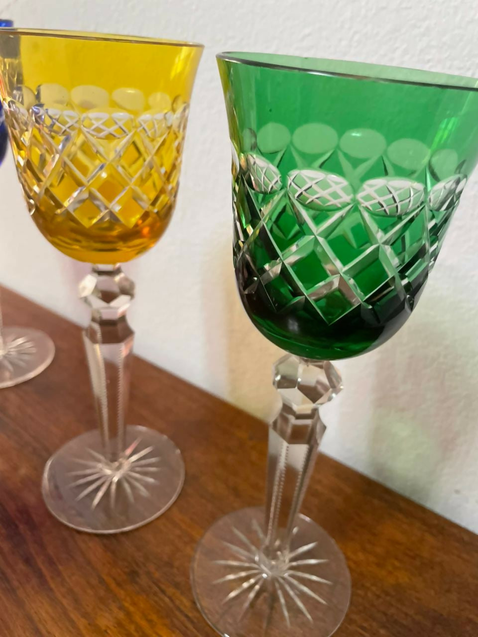 4 taças de vinho em cristal double colorido lapidado
