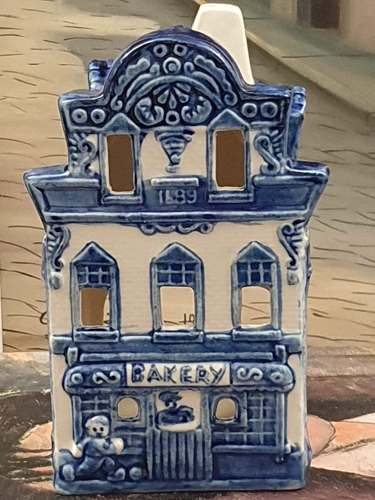 Casinha porta velas em porcelana holandesa azul e branca Delft, prédio de padaria (Bakery), no 1699