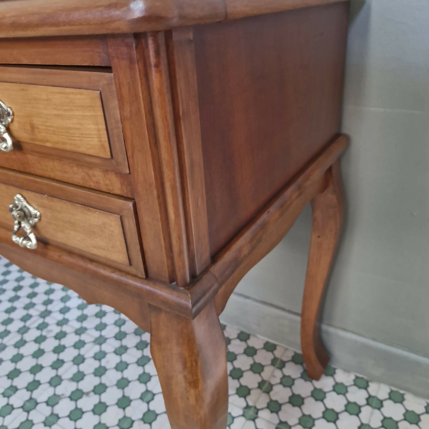 Aparador provençal com 4 gavetas