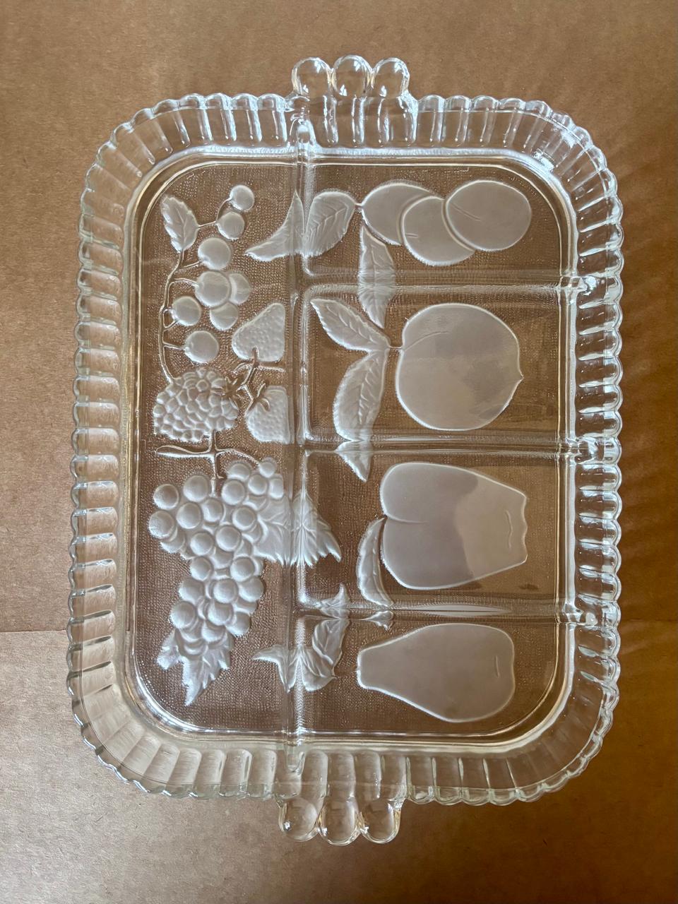 Petisqueira retangular Indiana Glass em vidro prensado com imagens de frutas (DMCPS_542)