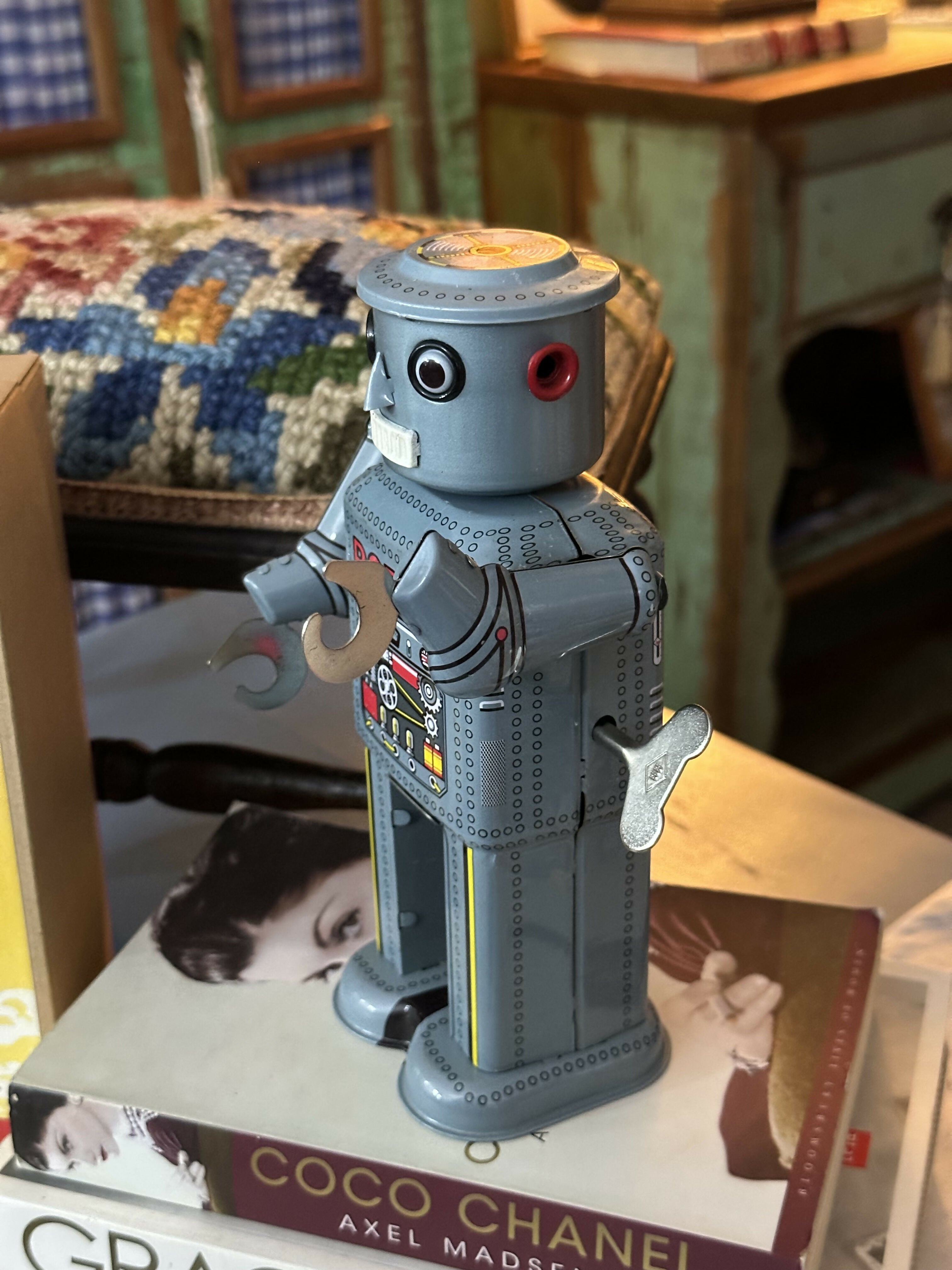 Vintage - funcionando - colecionador Réplica na época do robô de brinquedo de lata -Schylling Mechanical Robot MS646