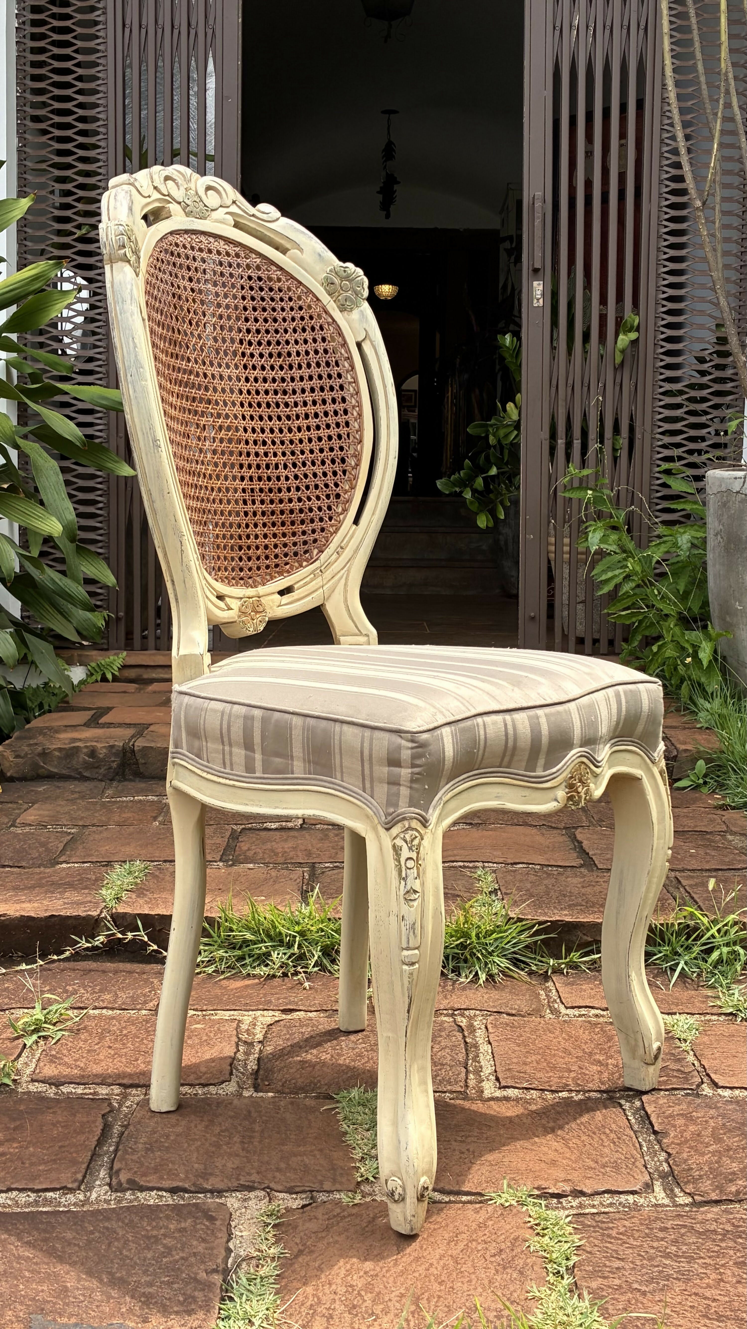 Cadeira Medalhão Luis XV (valor unitário)